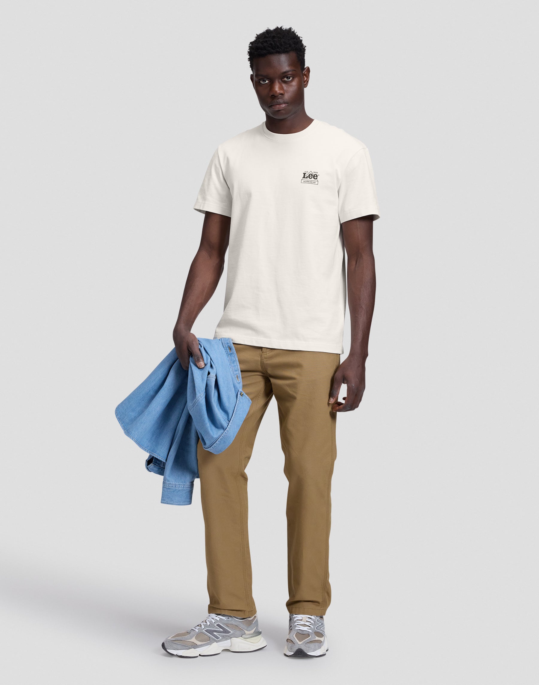 T-Shirt Workwear Crew in Ecru T-Shirts Lee