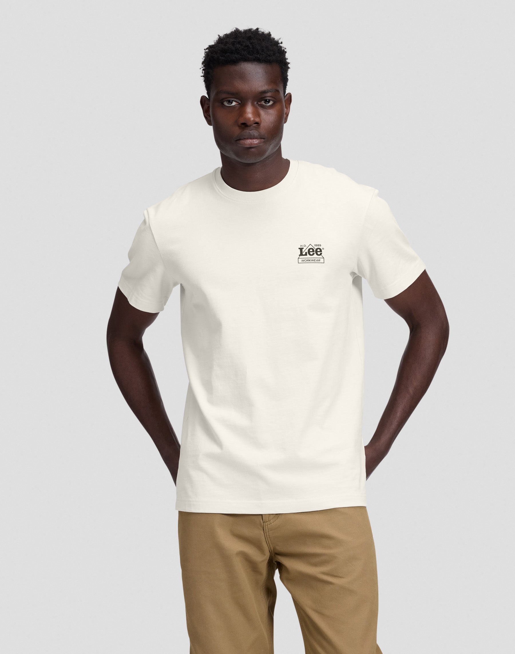 T-Shirt Workwear Crew in Ecru T-Shirts Lee