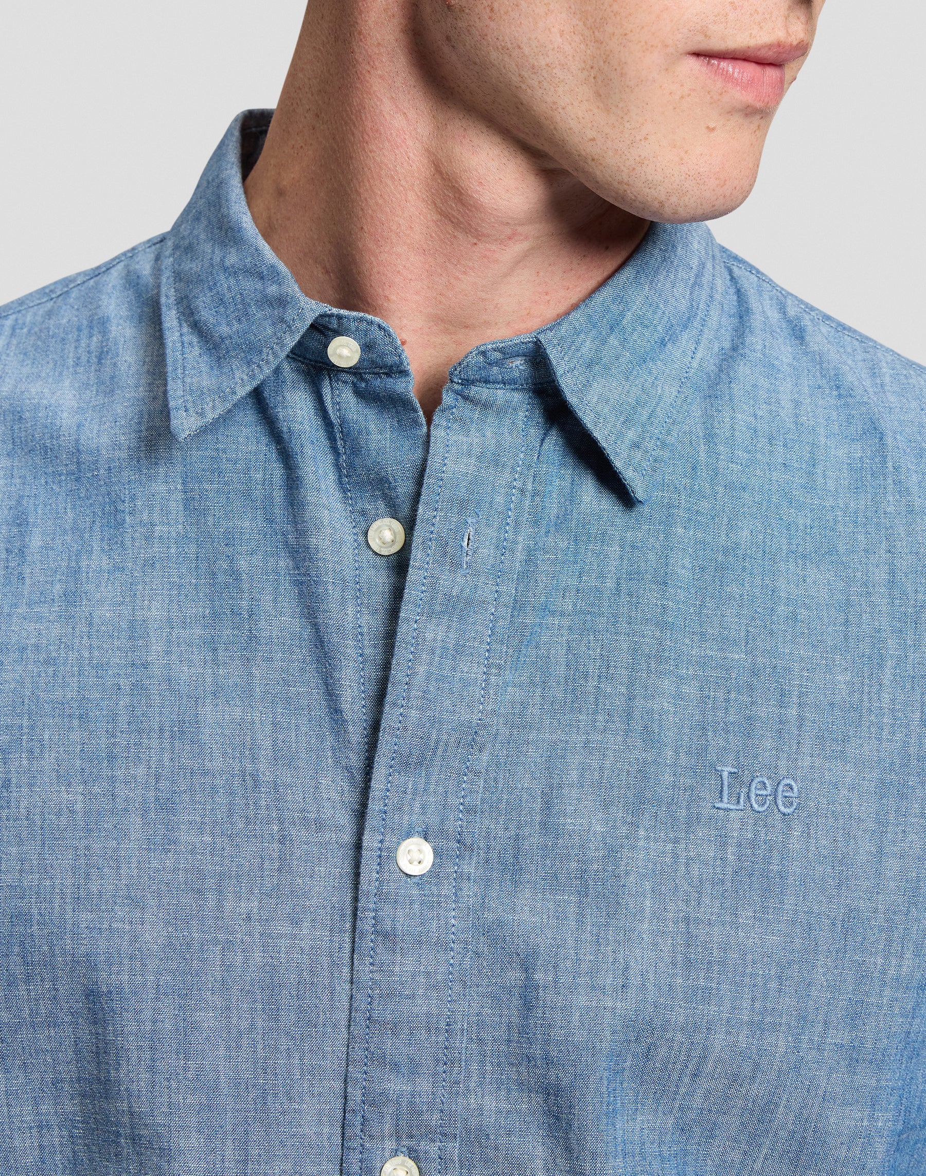 Hemd Lee in Mid Chambray Hemden Lee