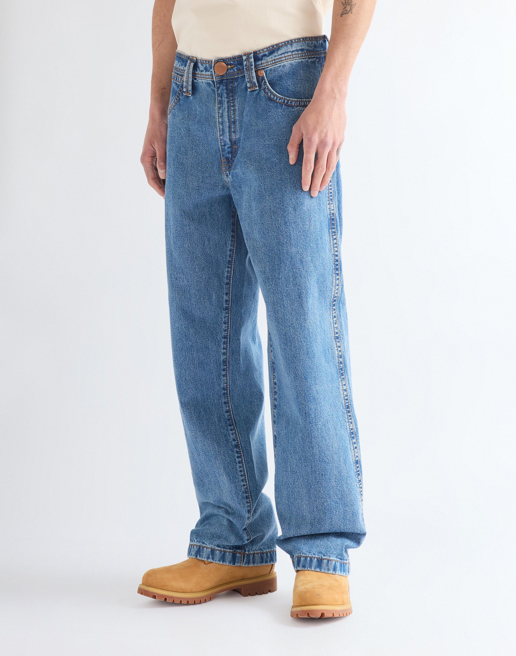 Jeans Super Loose in Cowboy Fade Jeans Wrangler