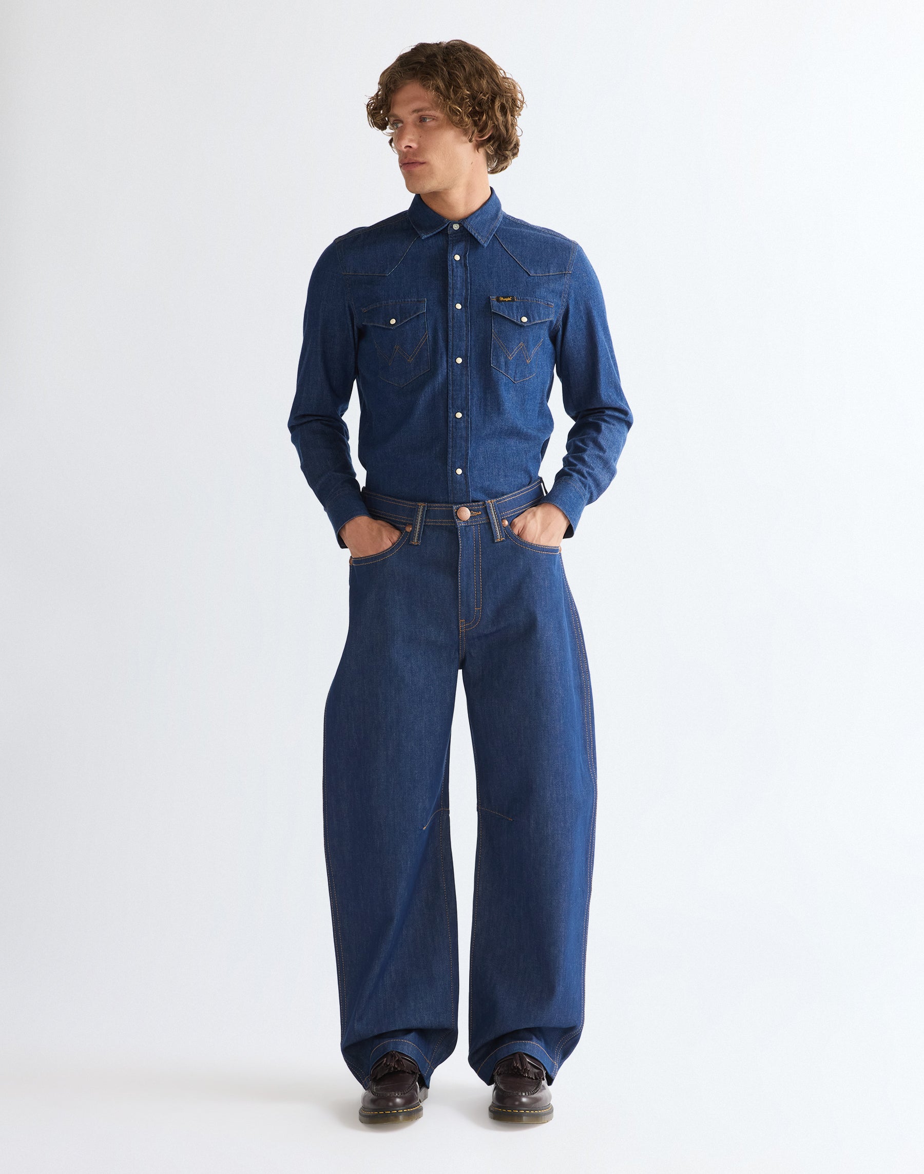 Jeans Super Baggy Barrel in Super Raw Jeans Wrangler