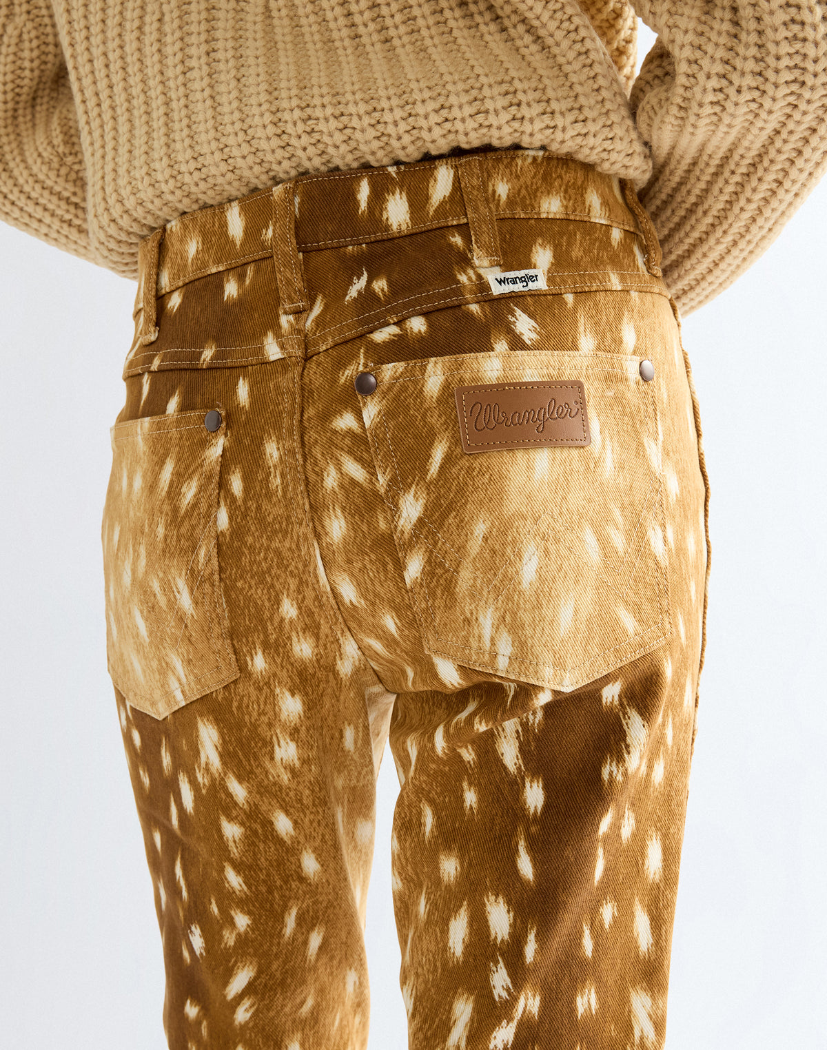 Hose Bootcut in Fawn Hosen Wrangler