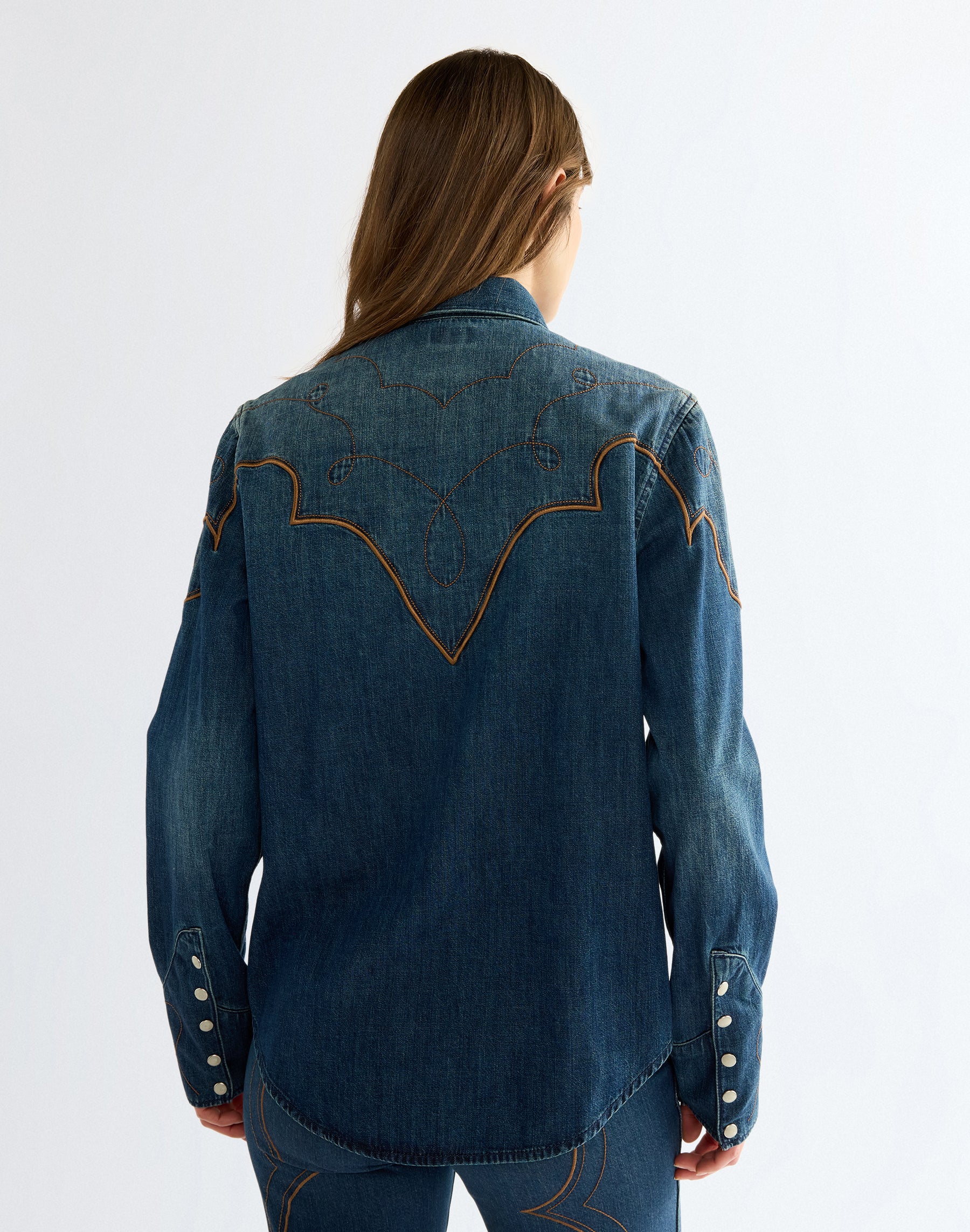 Jeanshemd Western Yoke in Saloon Shadow Hemden Wrangler