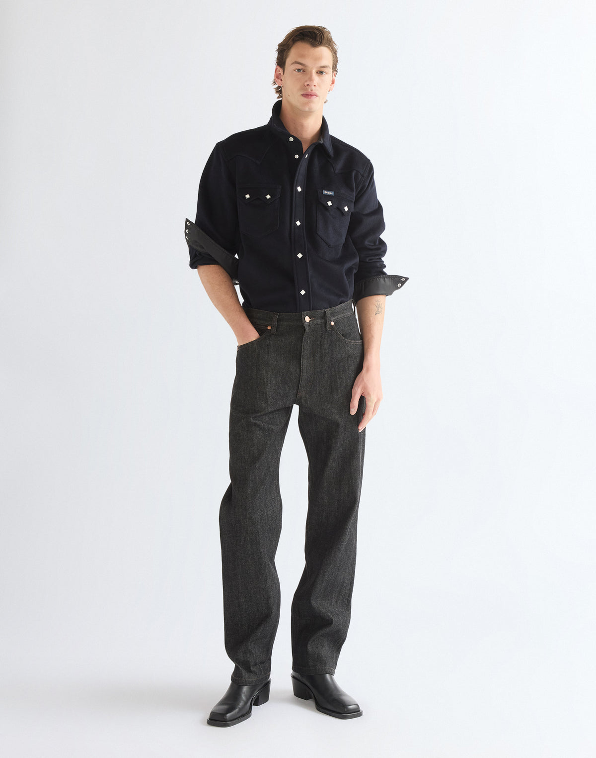 Jeans 13Mwz in Black Raw Jeans Wrangler