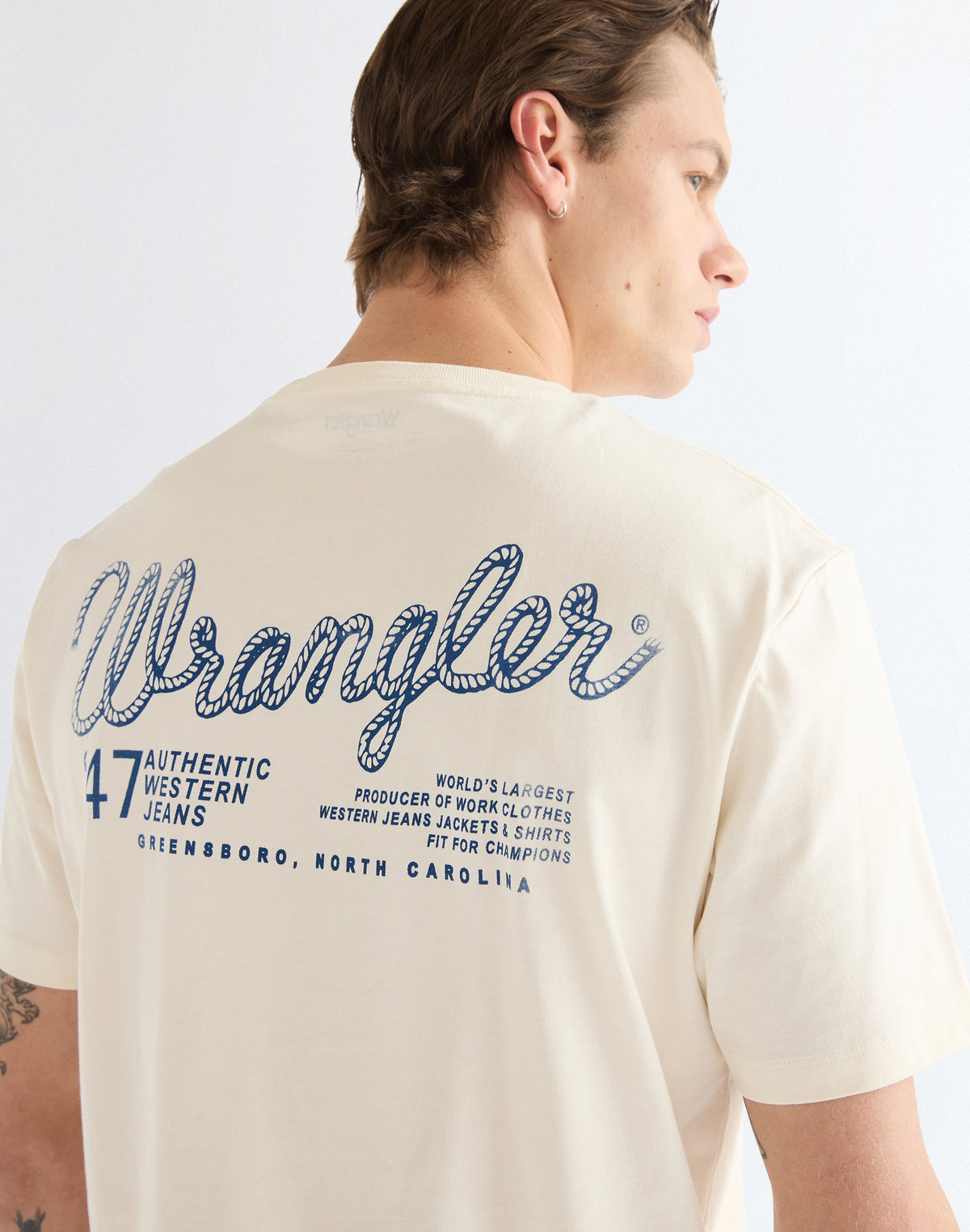T-Shirt Graphic in Egret T-Shirts Wrangler