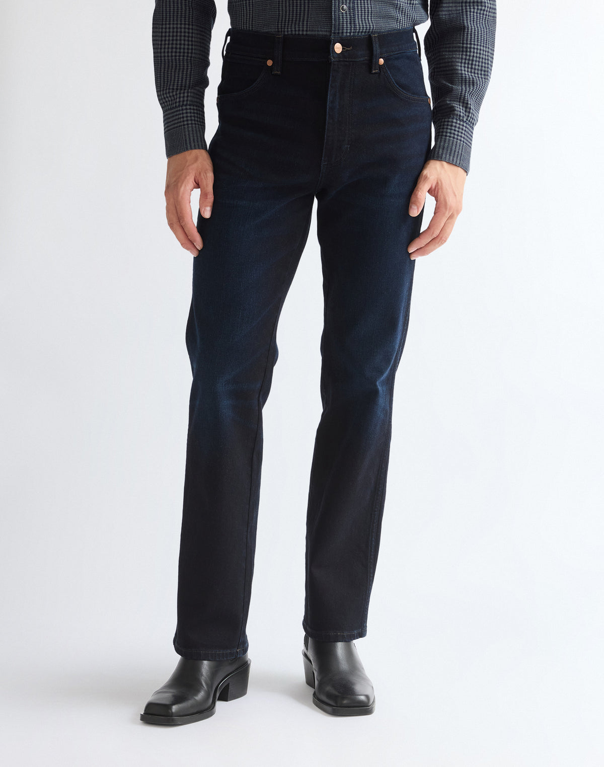 Jeans Wrancher in Glacier Blue Jeans Wrangler