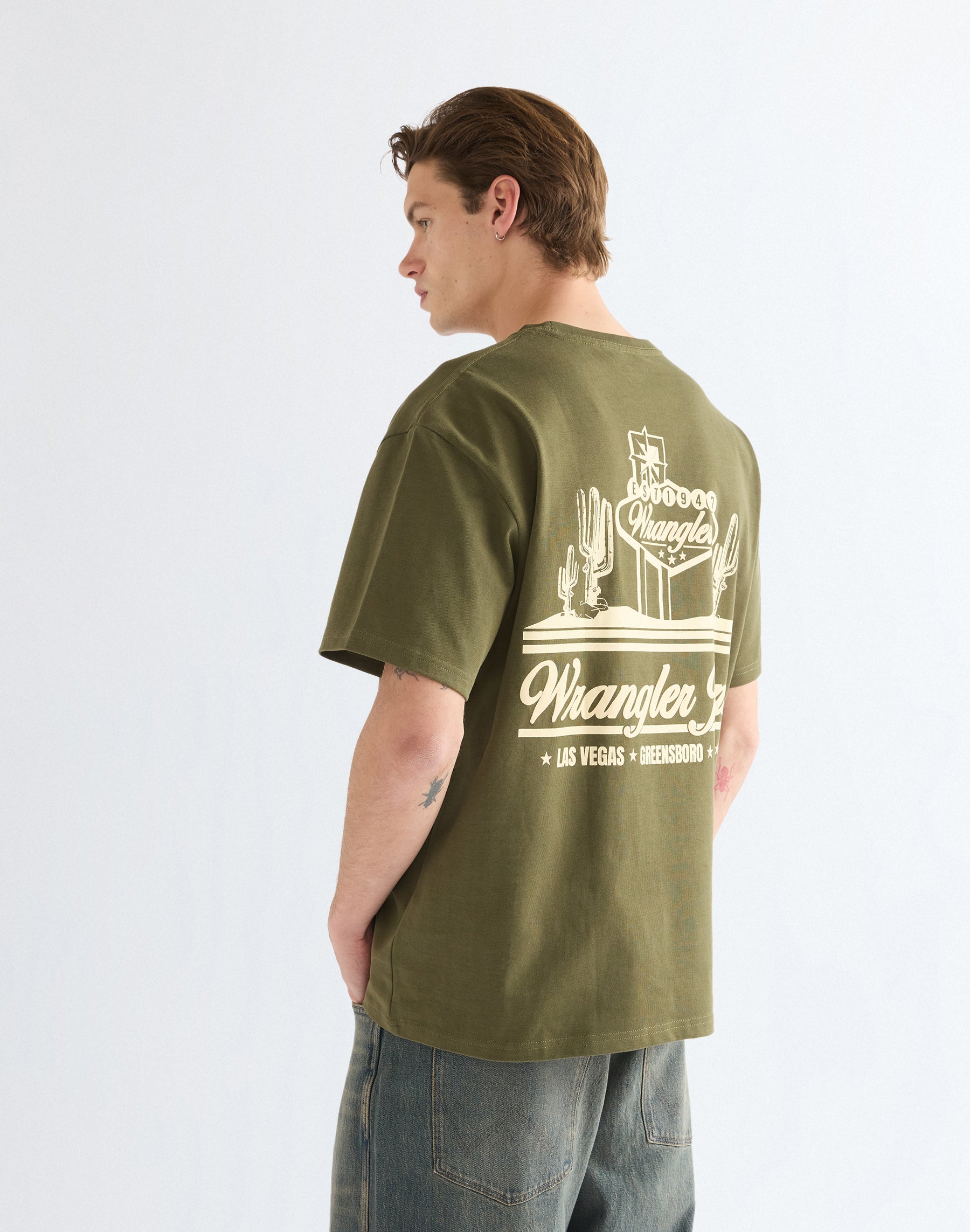T-Shirt Vintage in Olive Night T-Shirts Wrangler