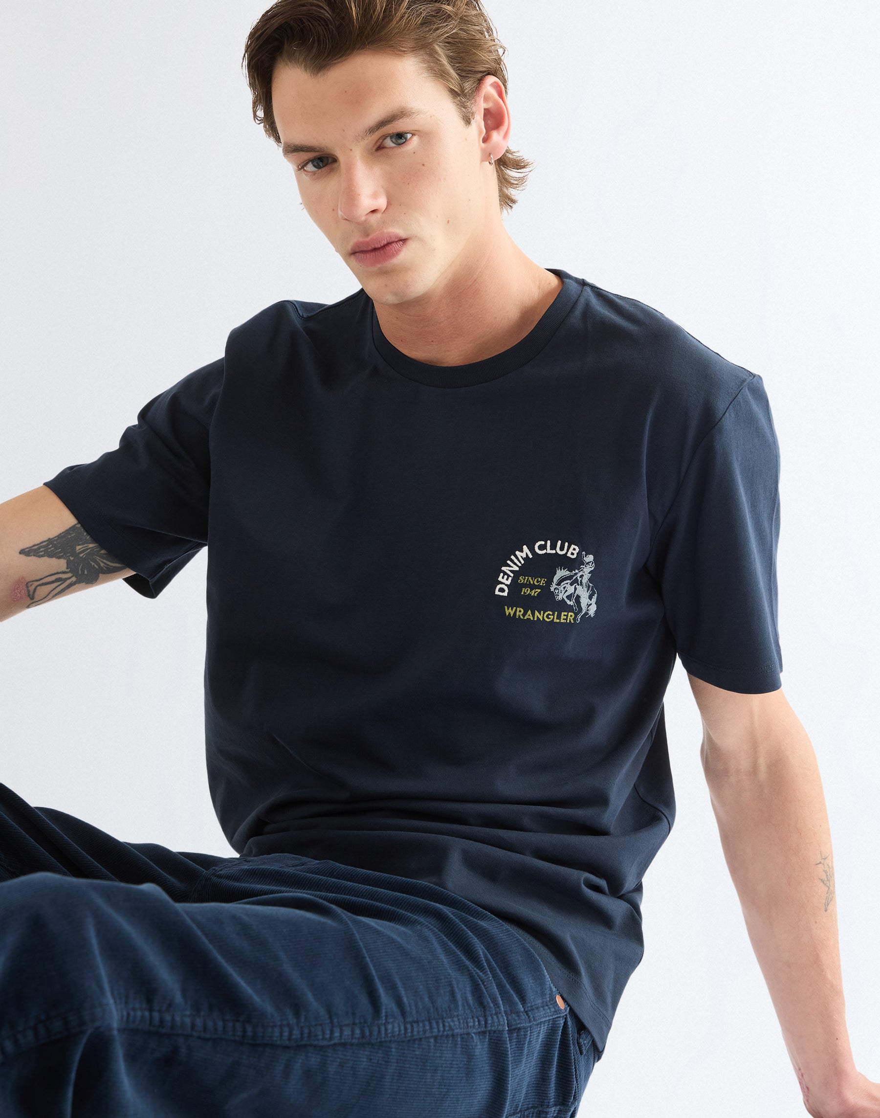 T-Shirt Small Graphic in Dark Sapphire T-Shirts Wrangler