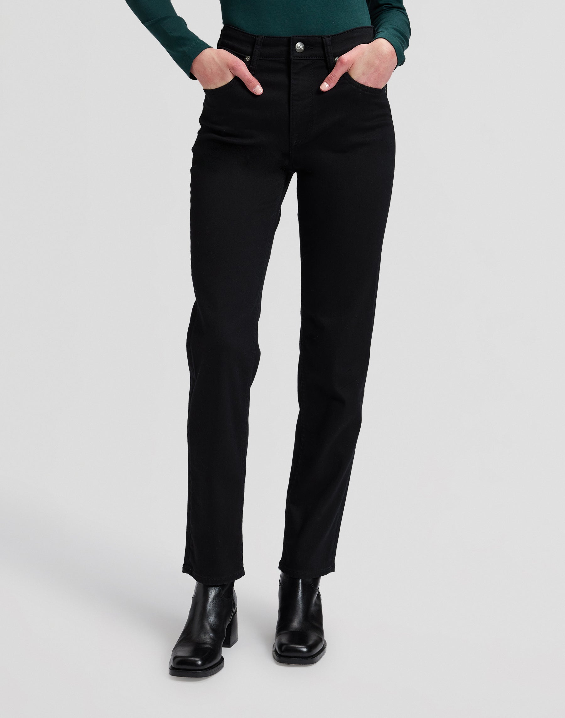 Jeans Carol in Base Black Jeans Lee