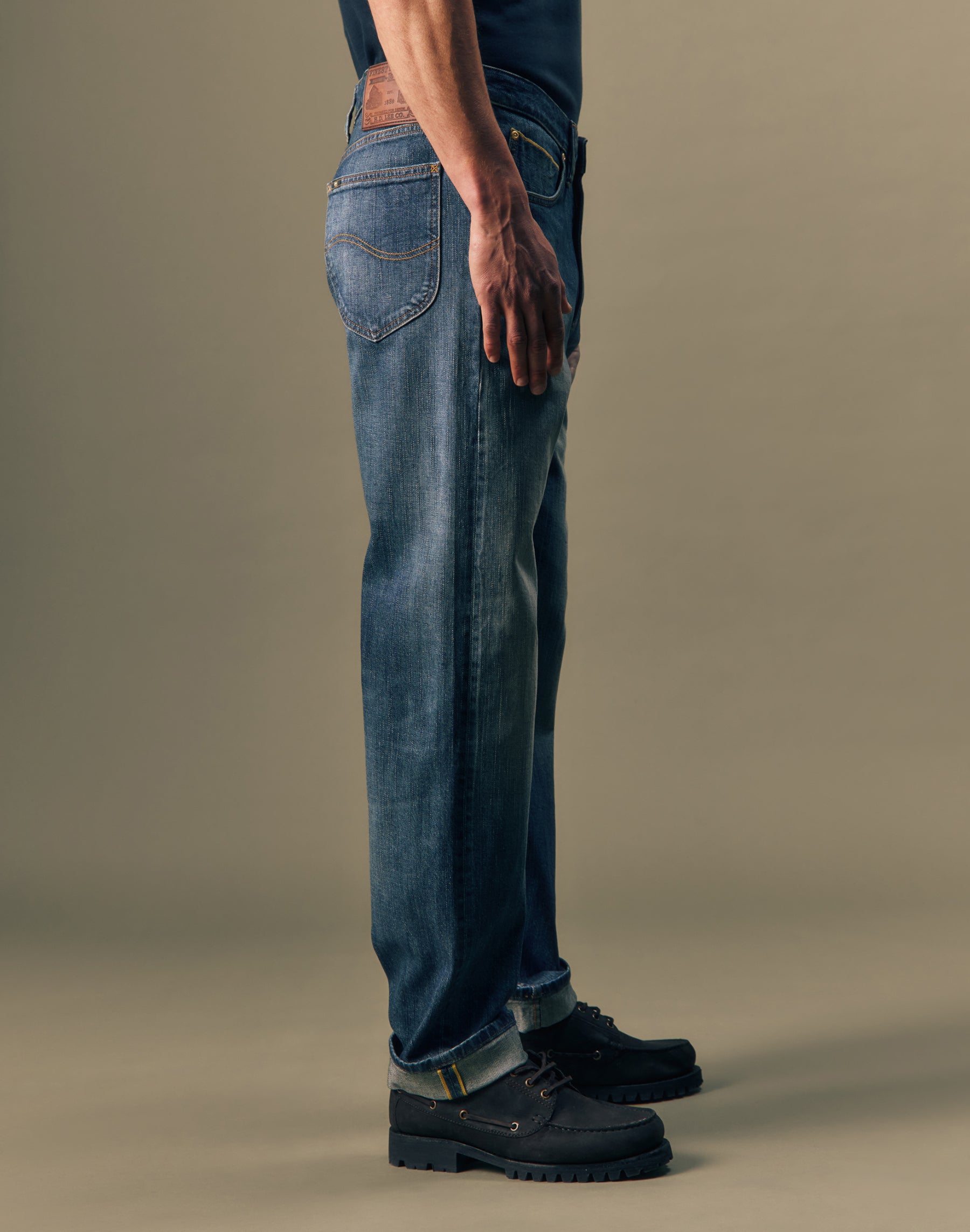Jeans Relaxed Tapered in Golden Hour Jeans Lee