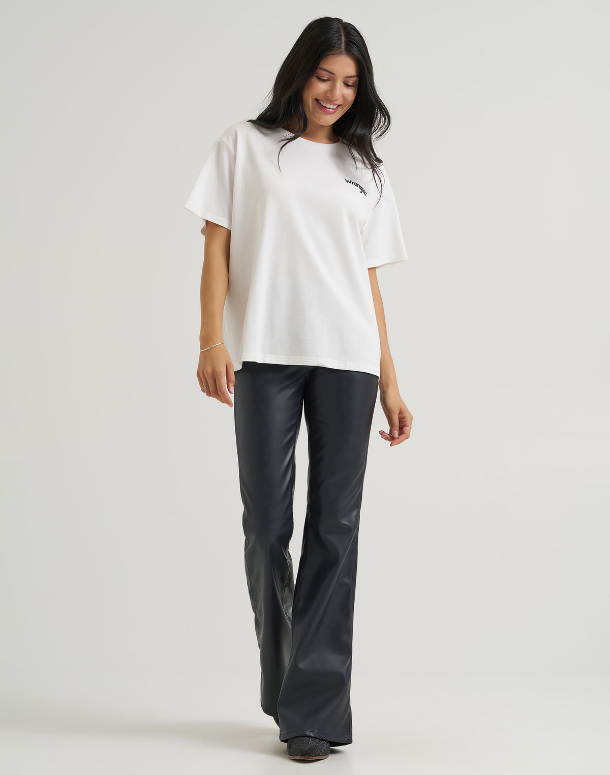 T-Shirt Click Your Boots in Winter White T-Shirts Wrangler