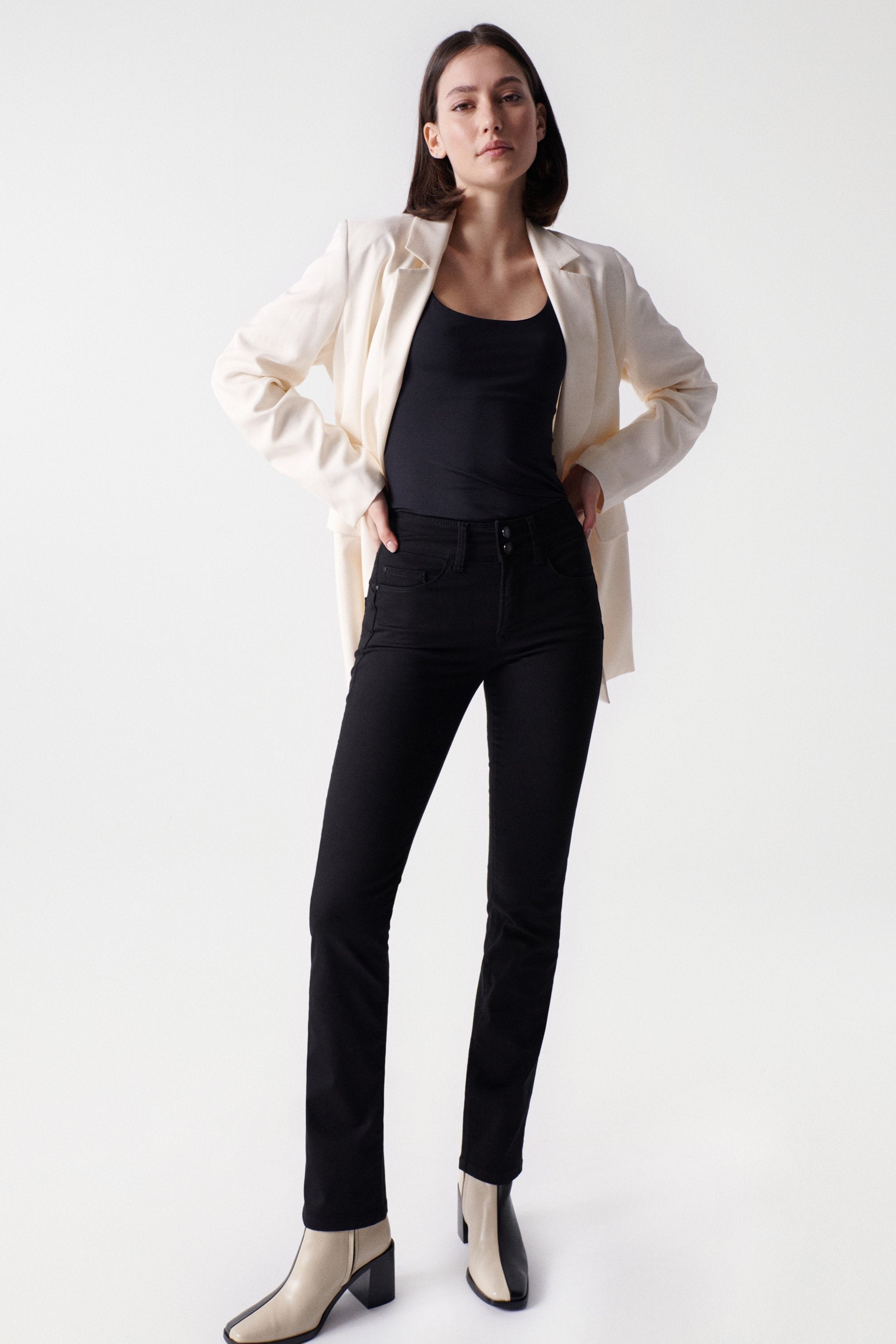 Secret Slim in Black Jeans Salsa Jeans