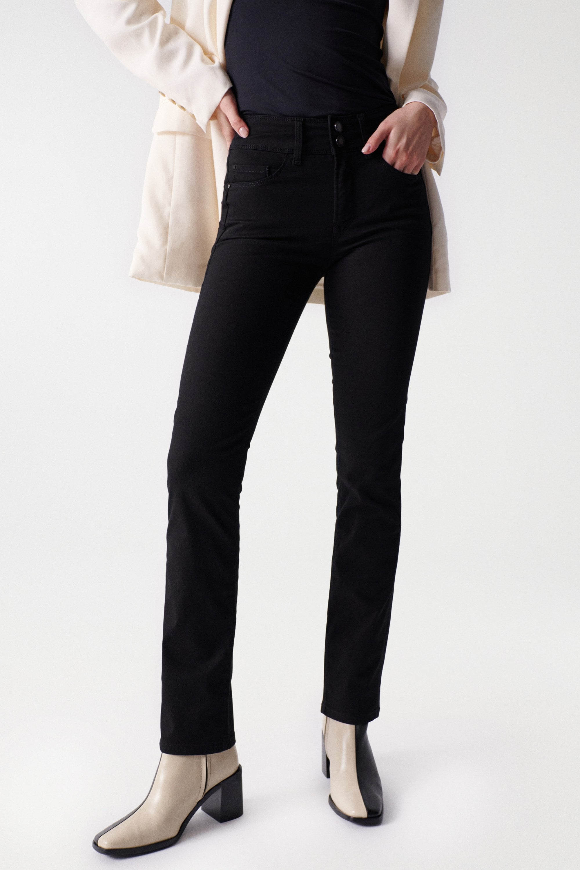 Secret Slim in Black Jeans Salsa Jeans