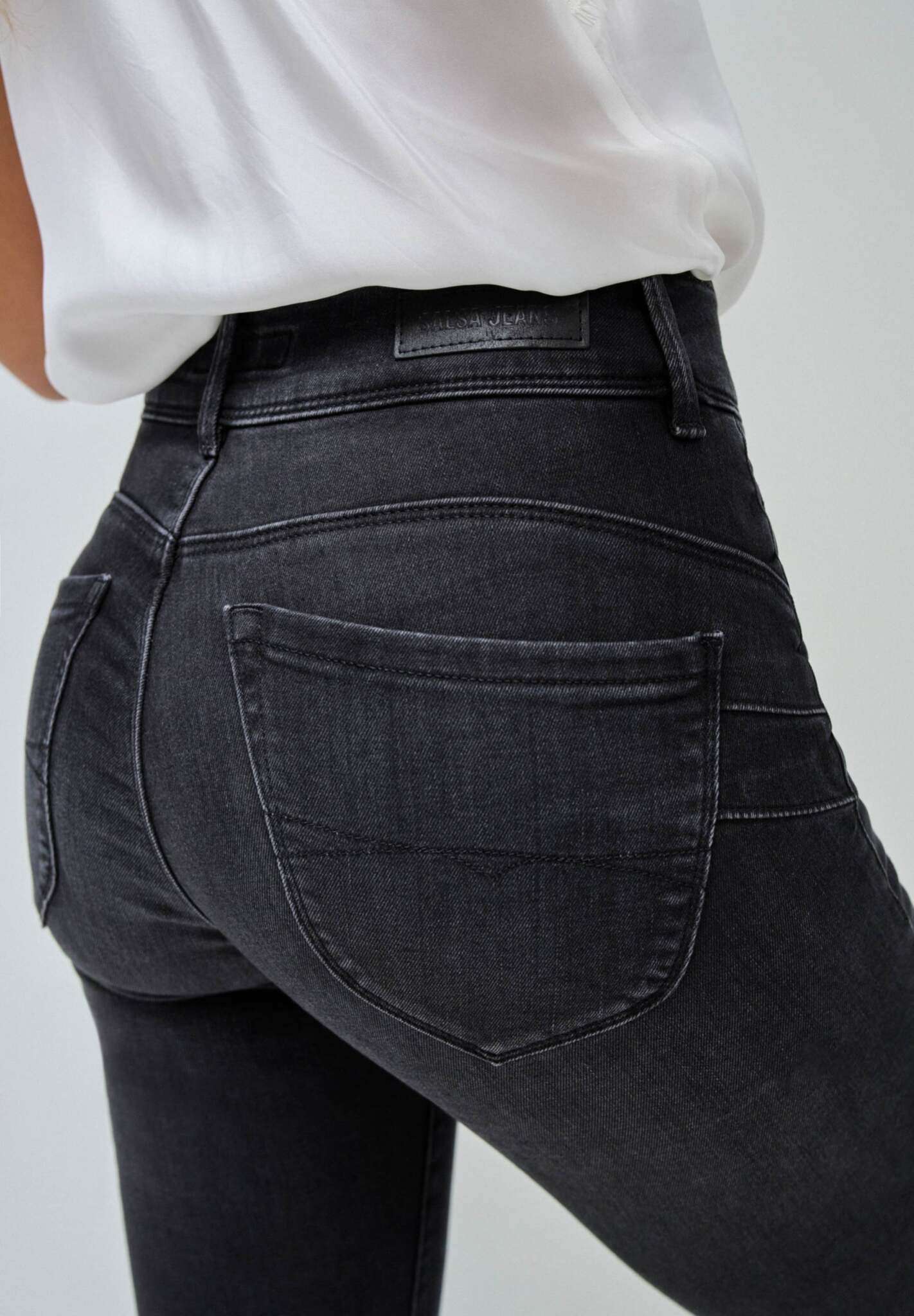 Secret Skinny Push-In in Black Jeans Salsa Jeans