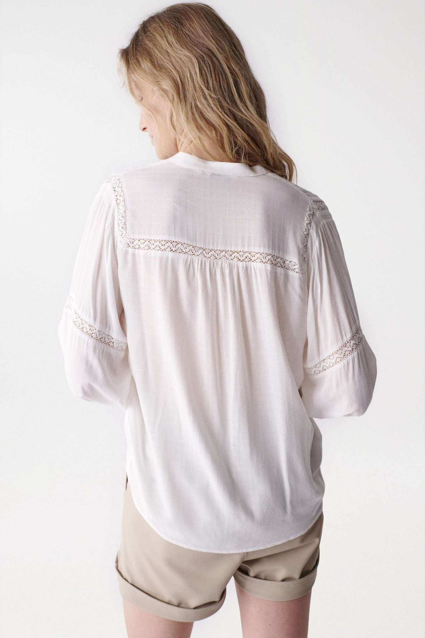 Lace-Trim Tunic in Light Pearl Blusen Salsa Jeans