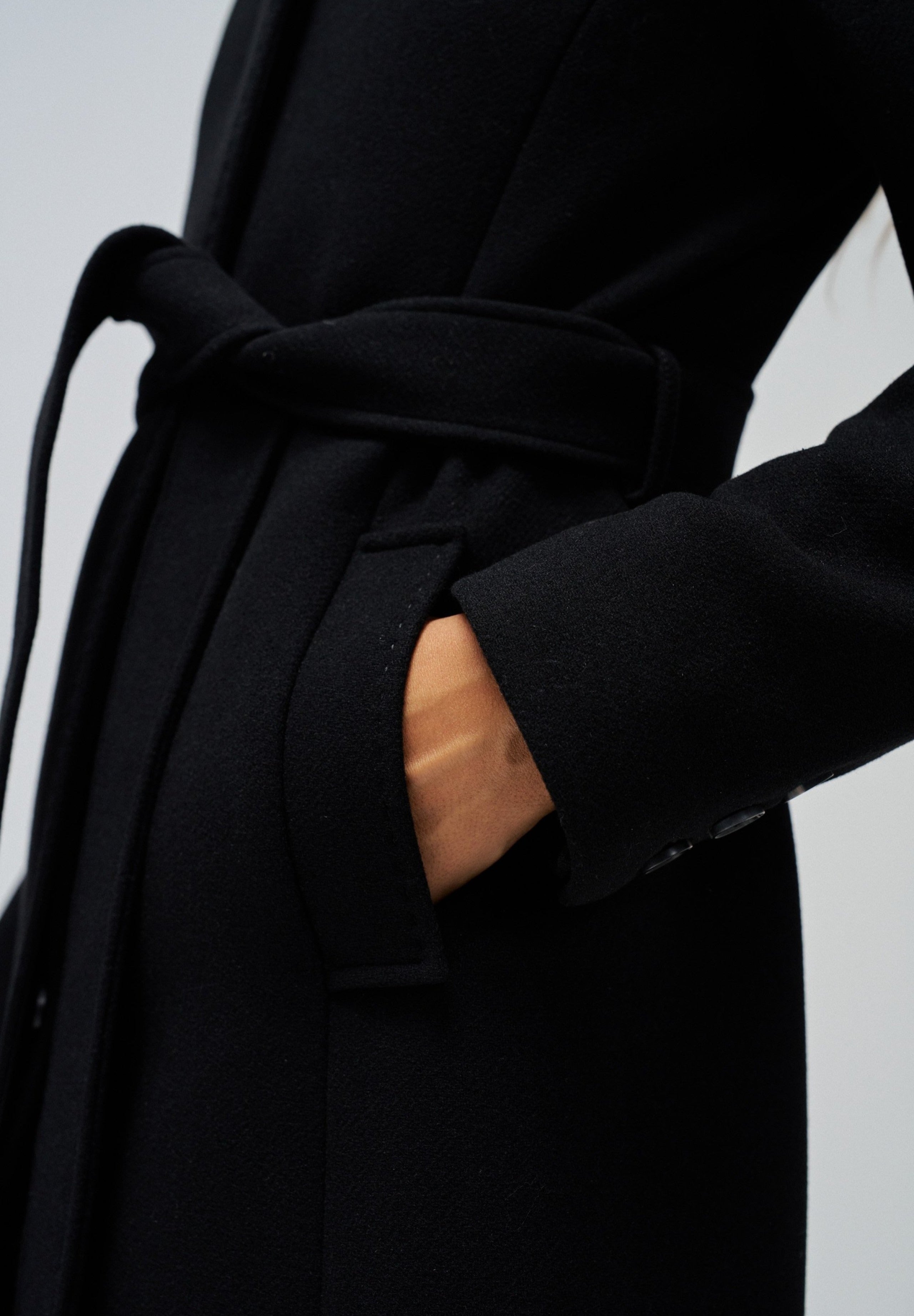 The Reimagined Wool Coat in Black Jacken Salsa Jeans