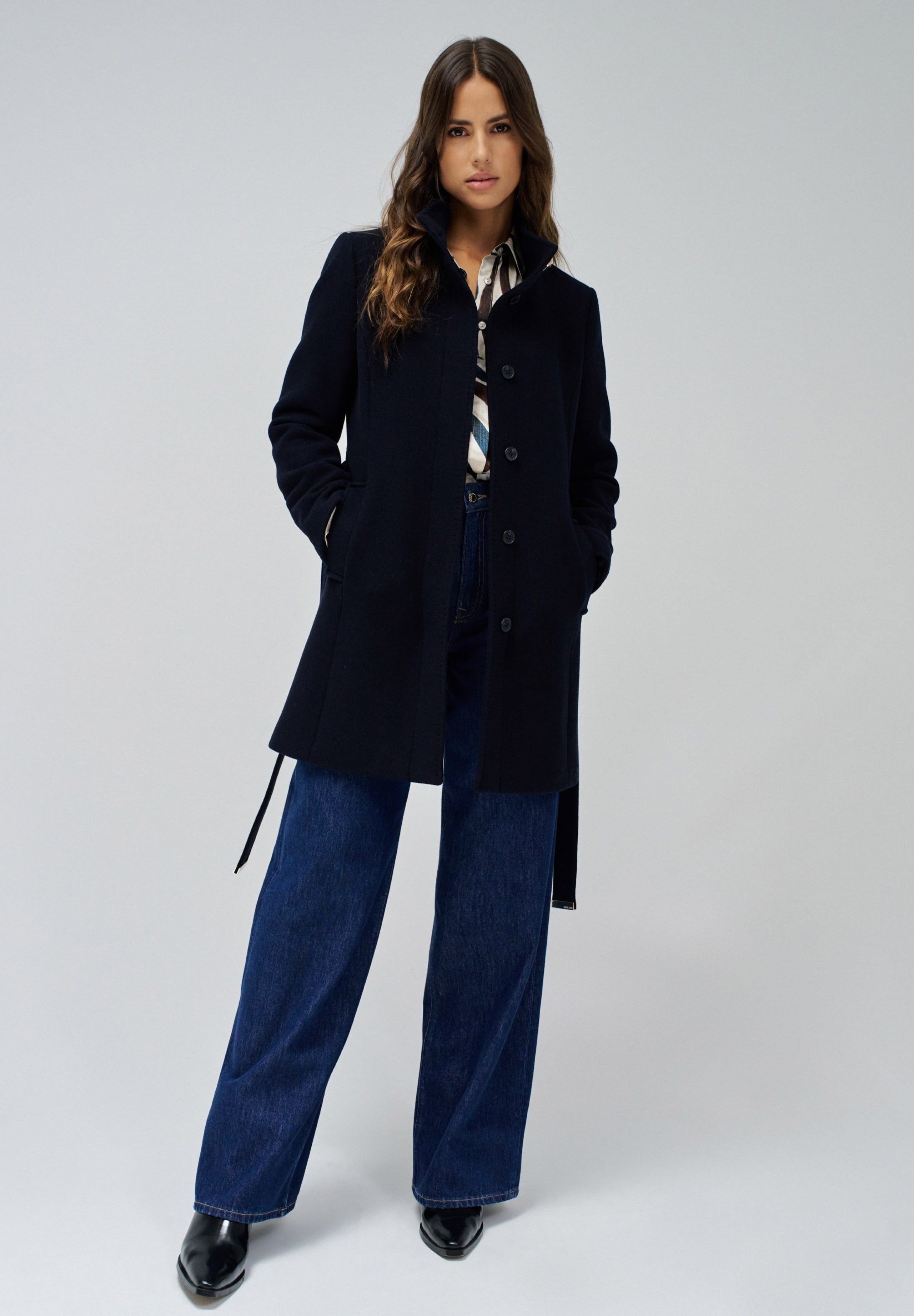 The Reimagined Wool Coat in Dark Blue Jacken Salsa Jeans