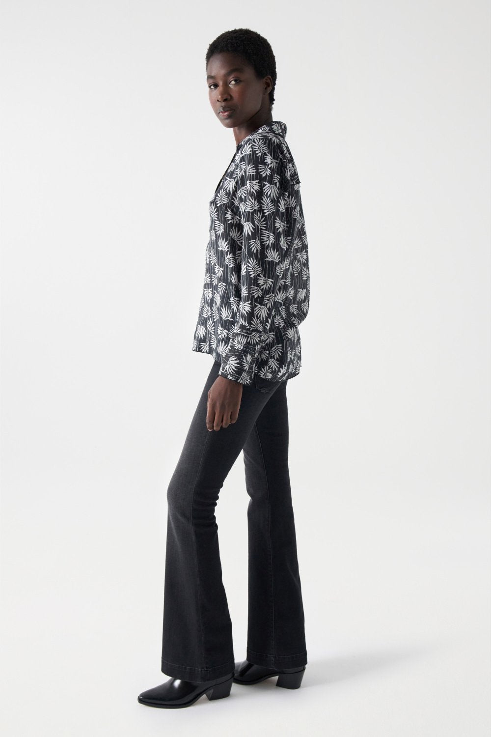 Blouse With Collar in Black Blusen Salsa Jeans