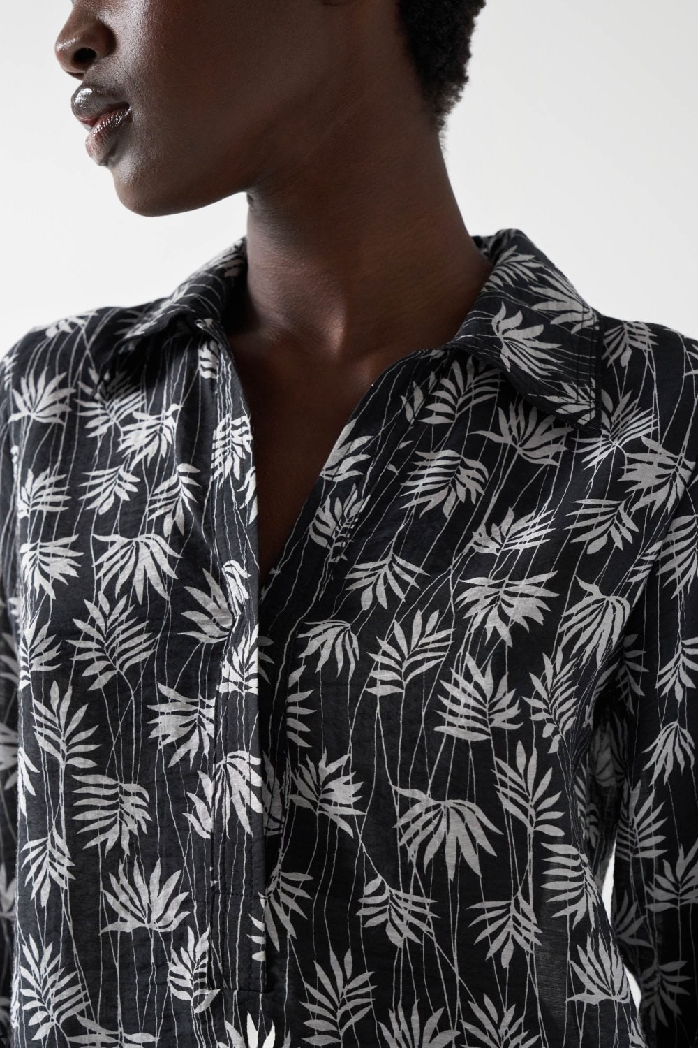 Blouse With Collar in Black Blusen Salsa Jeans