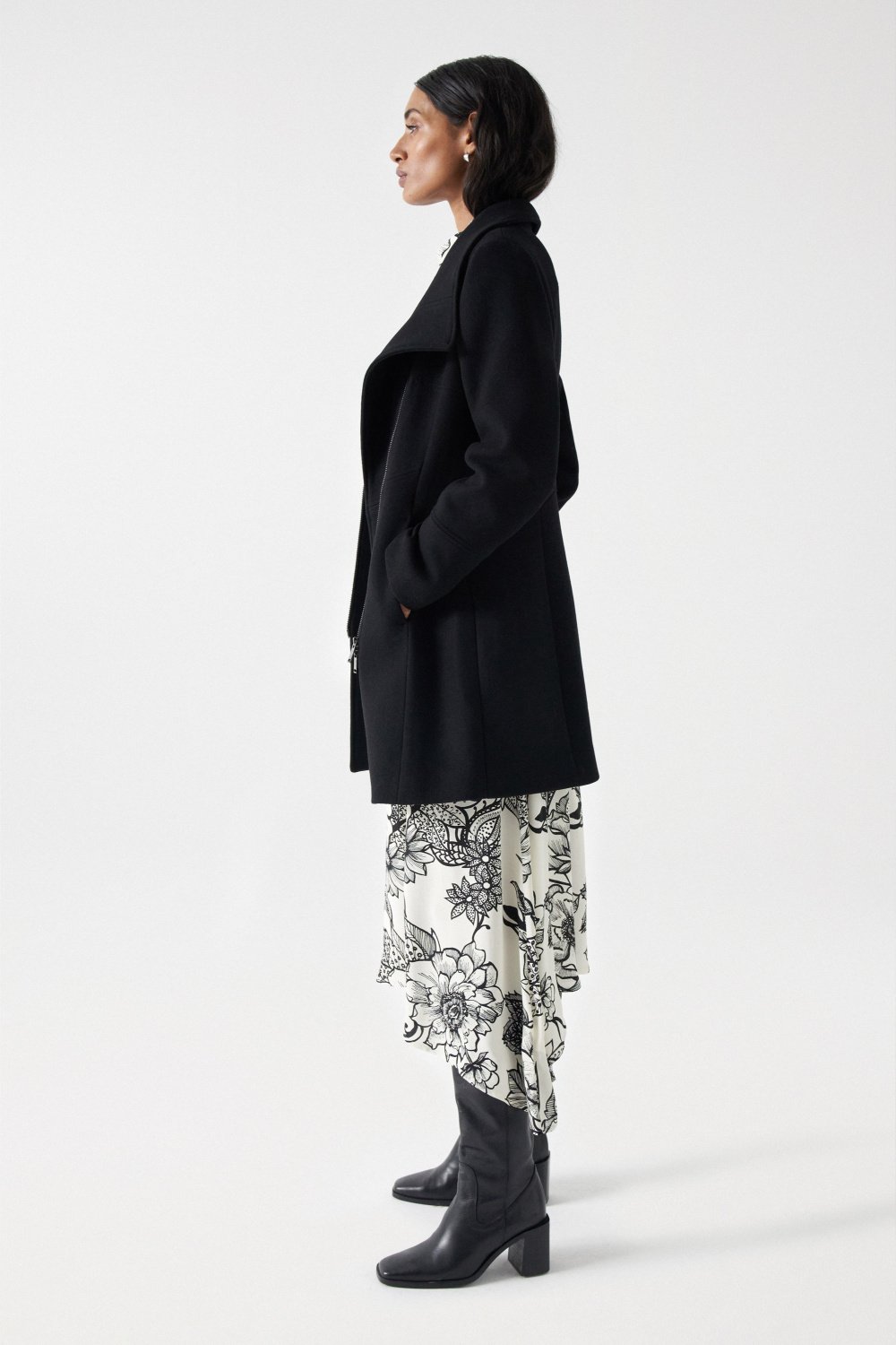 Wool Coat With Fur Collar in Black Jacken Salsa Jeans