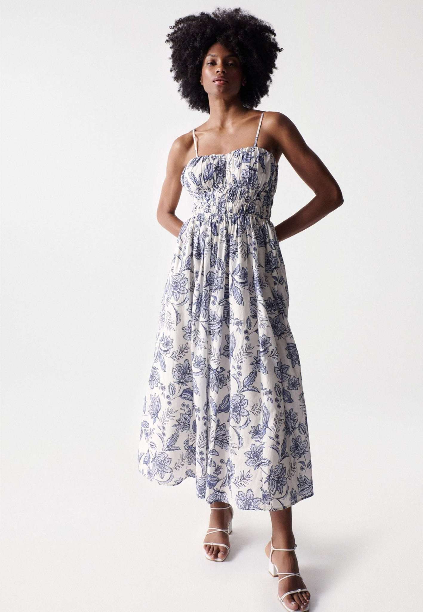 Floral Printed Midi Dress in Light Pearl Kleider Salsa Jeans
