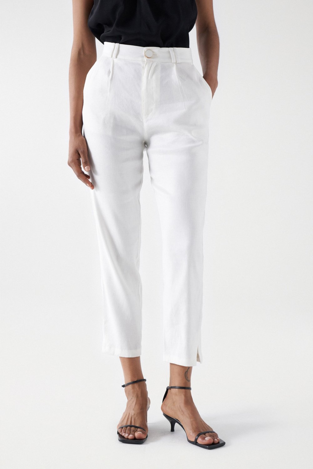 Linen Chino in Light Pearl Hosen Salsa Jeans   