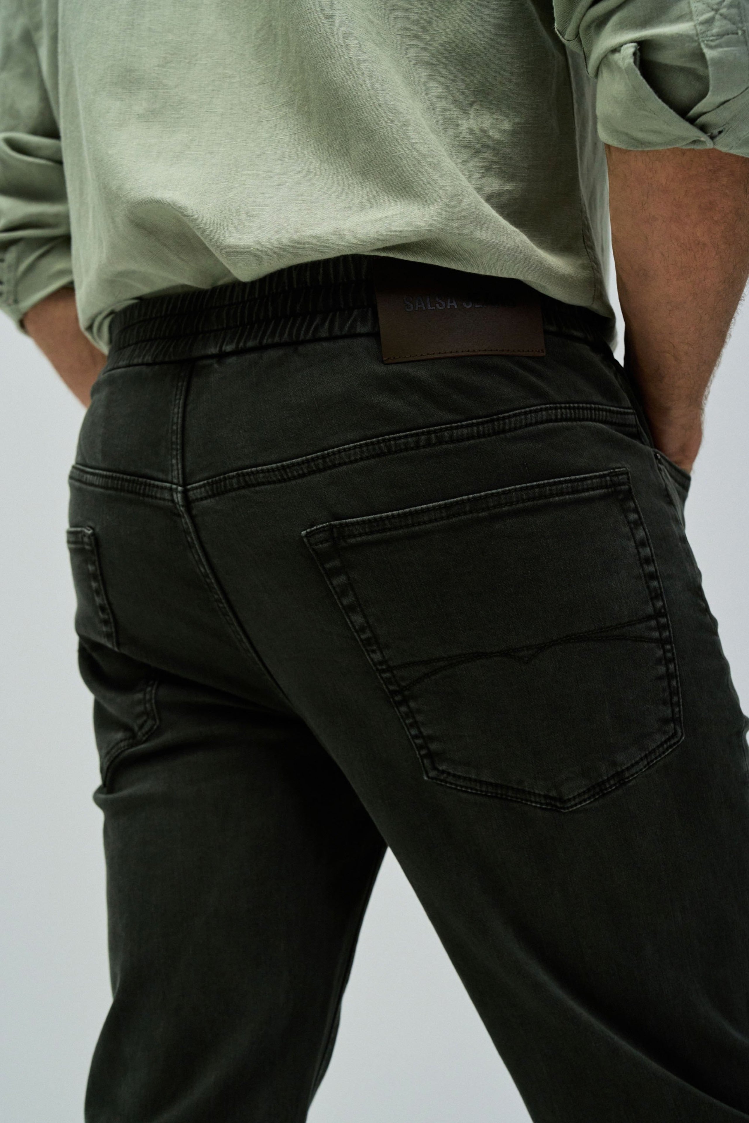 Regular Jogger S-Activ Colors in Dark Green Hosen Salsa Jeans