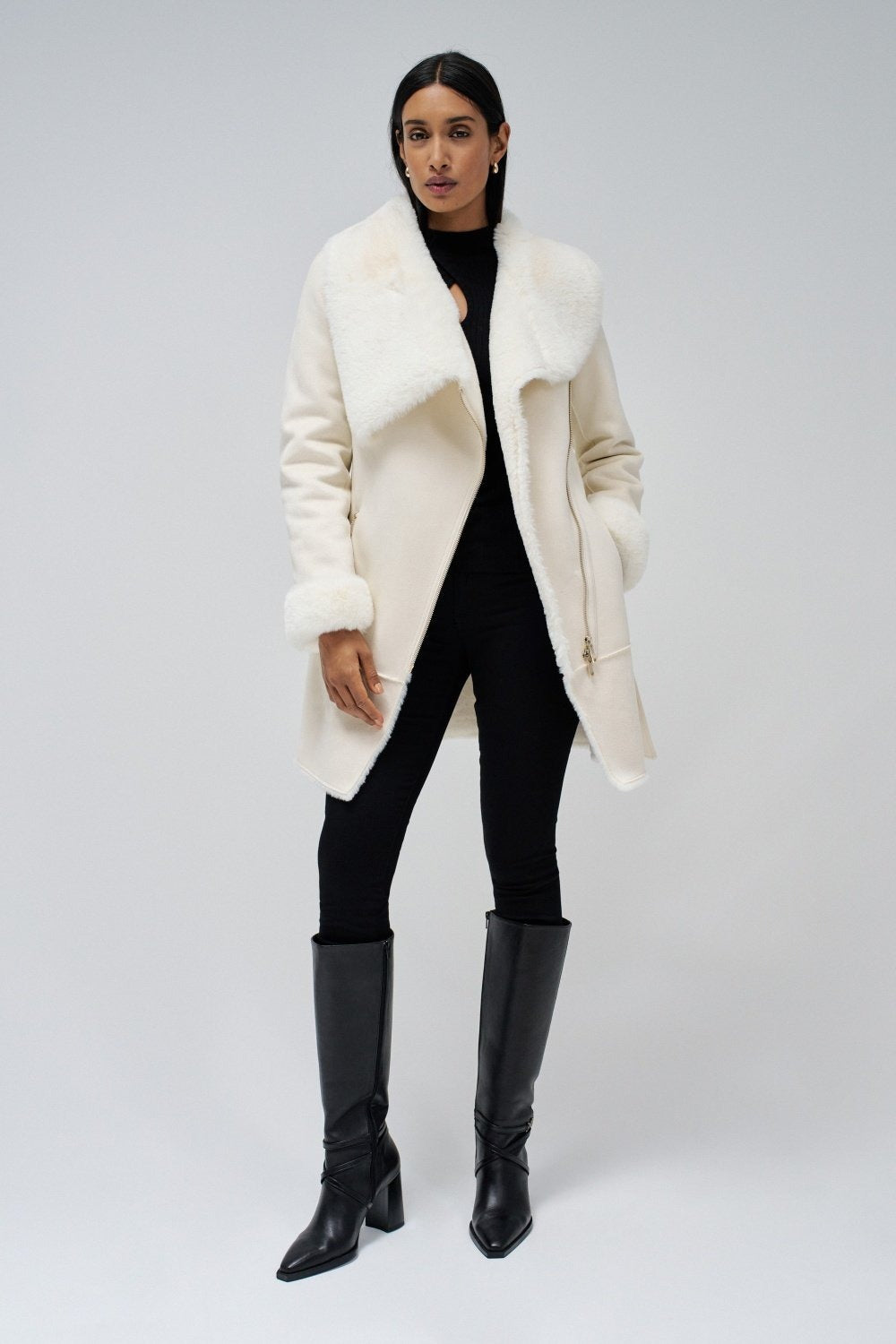 Long Shearling Coat in Light Pearl Jacken Salsa Jeans