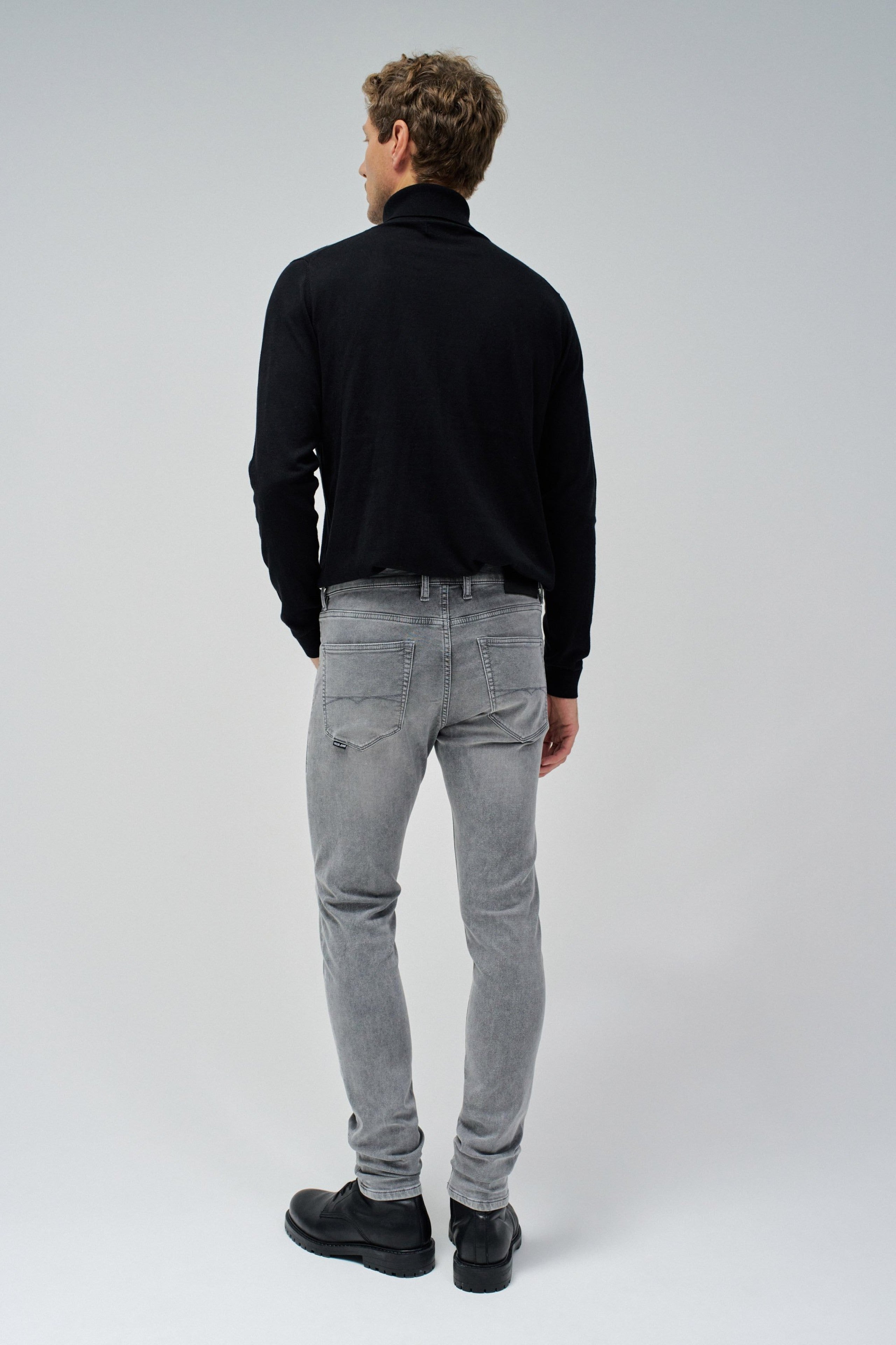 Skinny Jeans S-Activ in Medium Grey Jeans Salsa Jeans