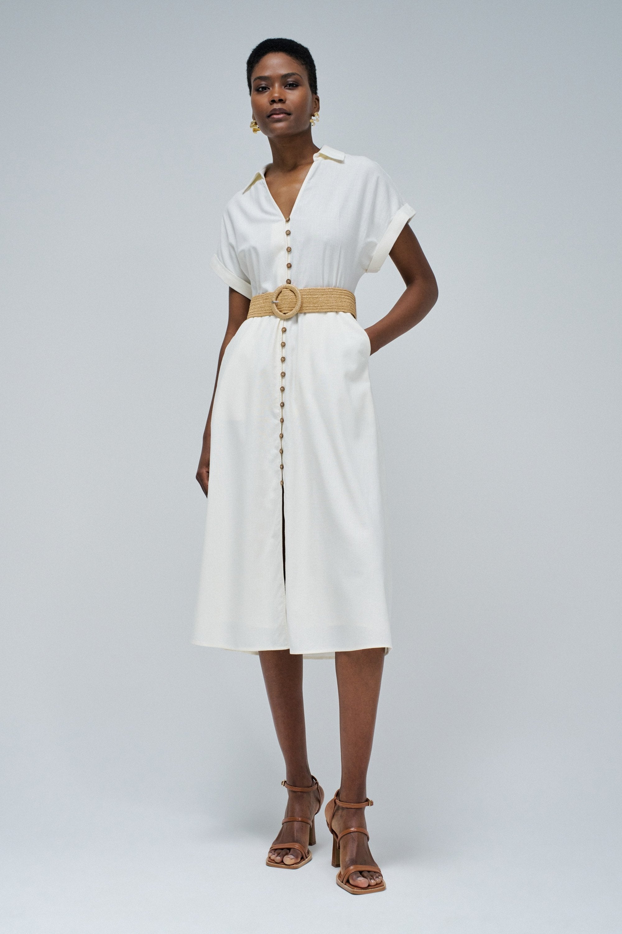 Linen Shirt Dress With Front Buttoned Belt in Light Pearl V1 Kleider Salsa Jeans