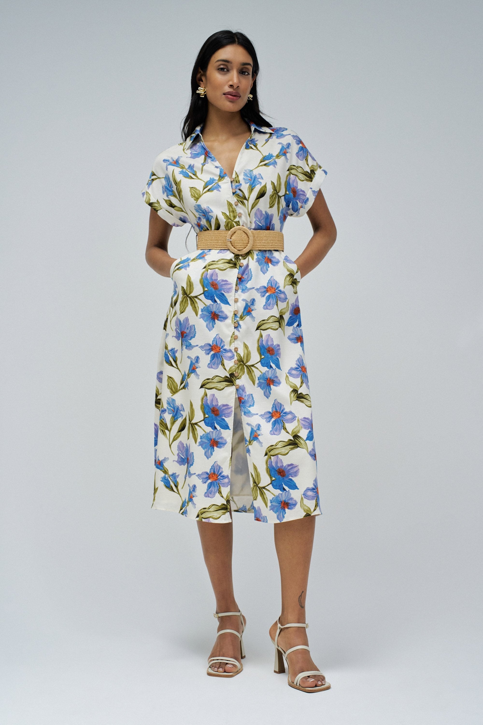 Linen Shirt Dress With Front Buttoned Belt in Medium Blue V1 Kleider Salsa Jeans