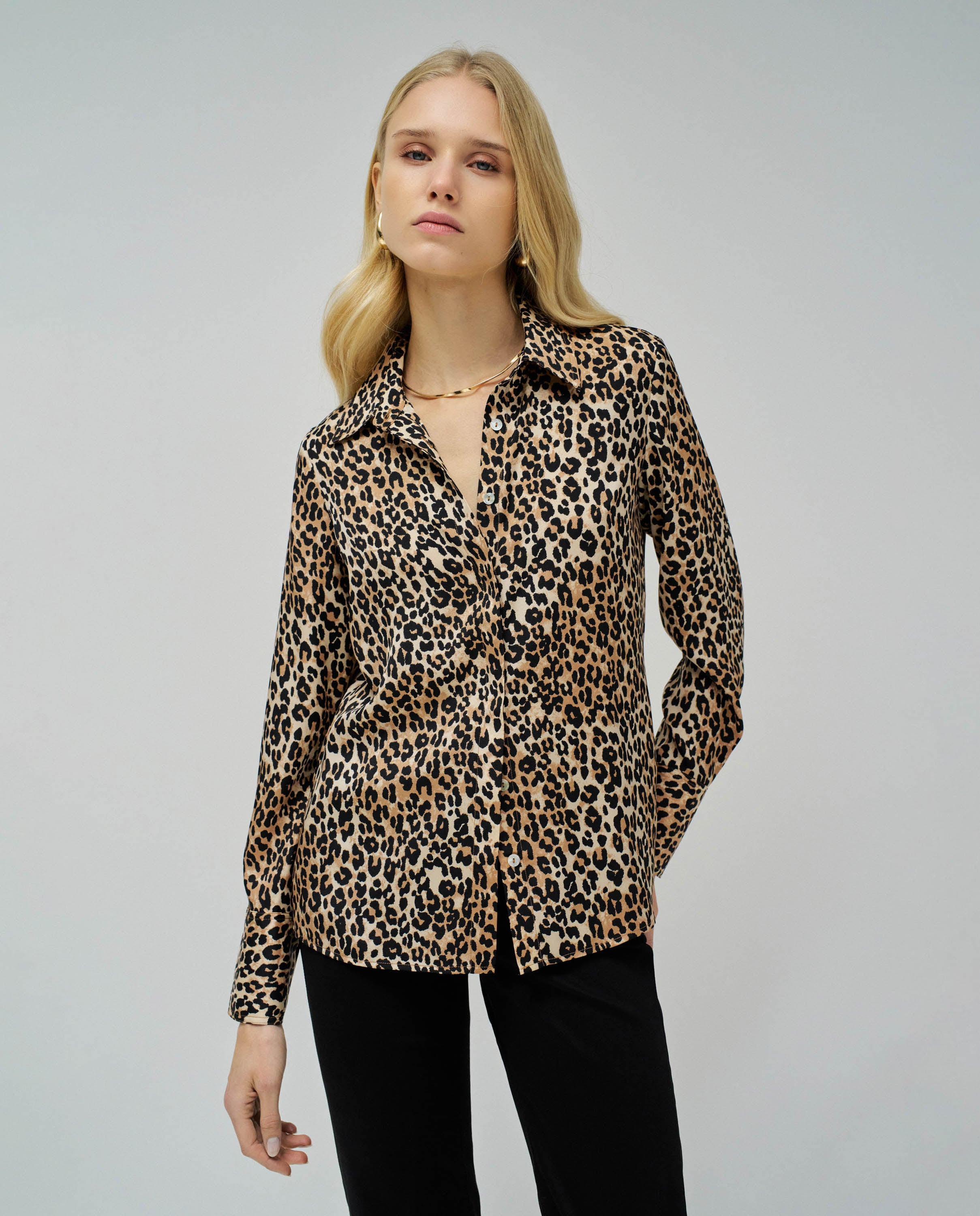 Basic Shirt Front Button Up Closure in Dark Pearl Hemden Salsa Jeans