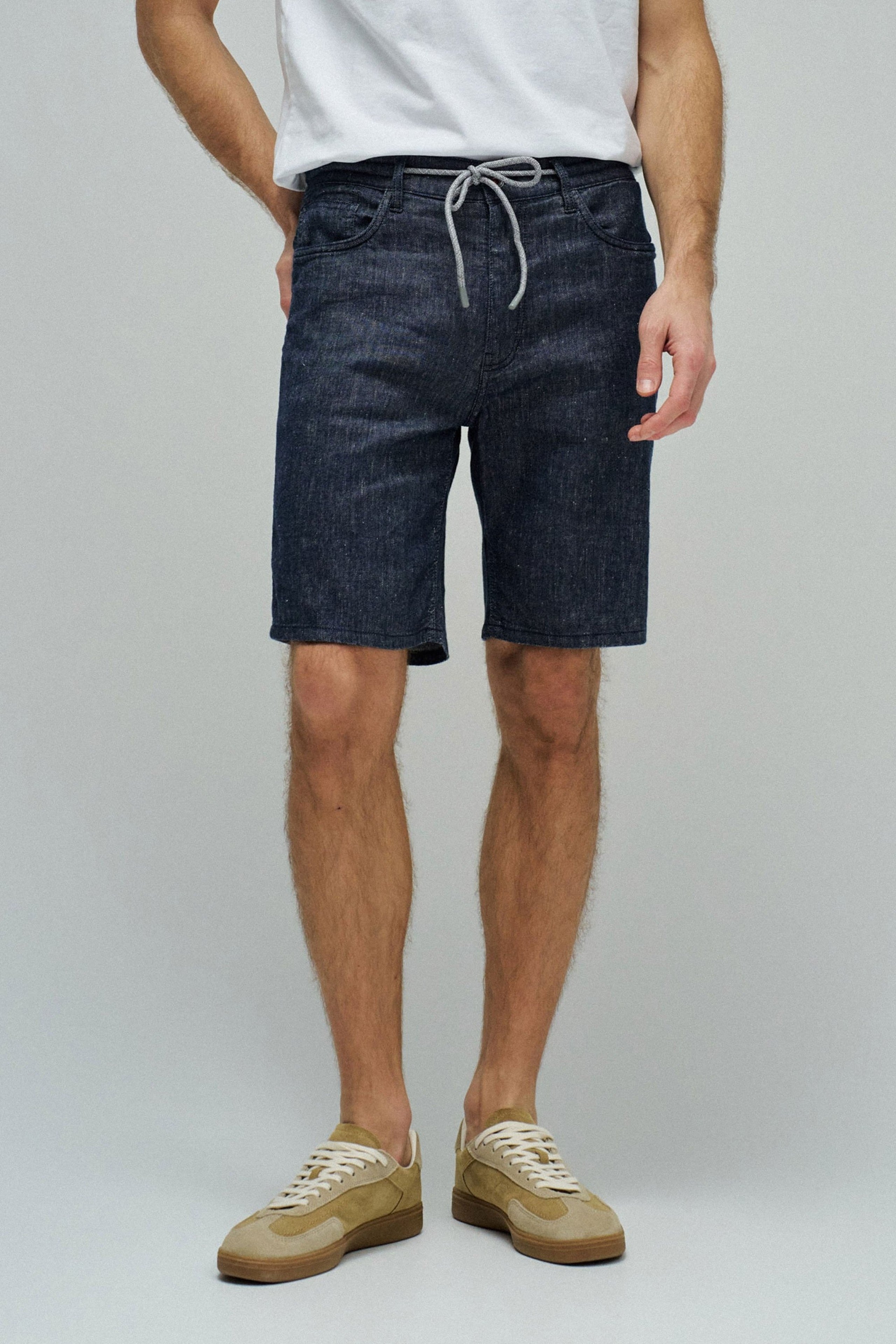 Short Indigo Linen in Dark Blue Shorts Salsa Jeans