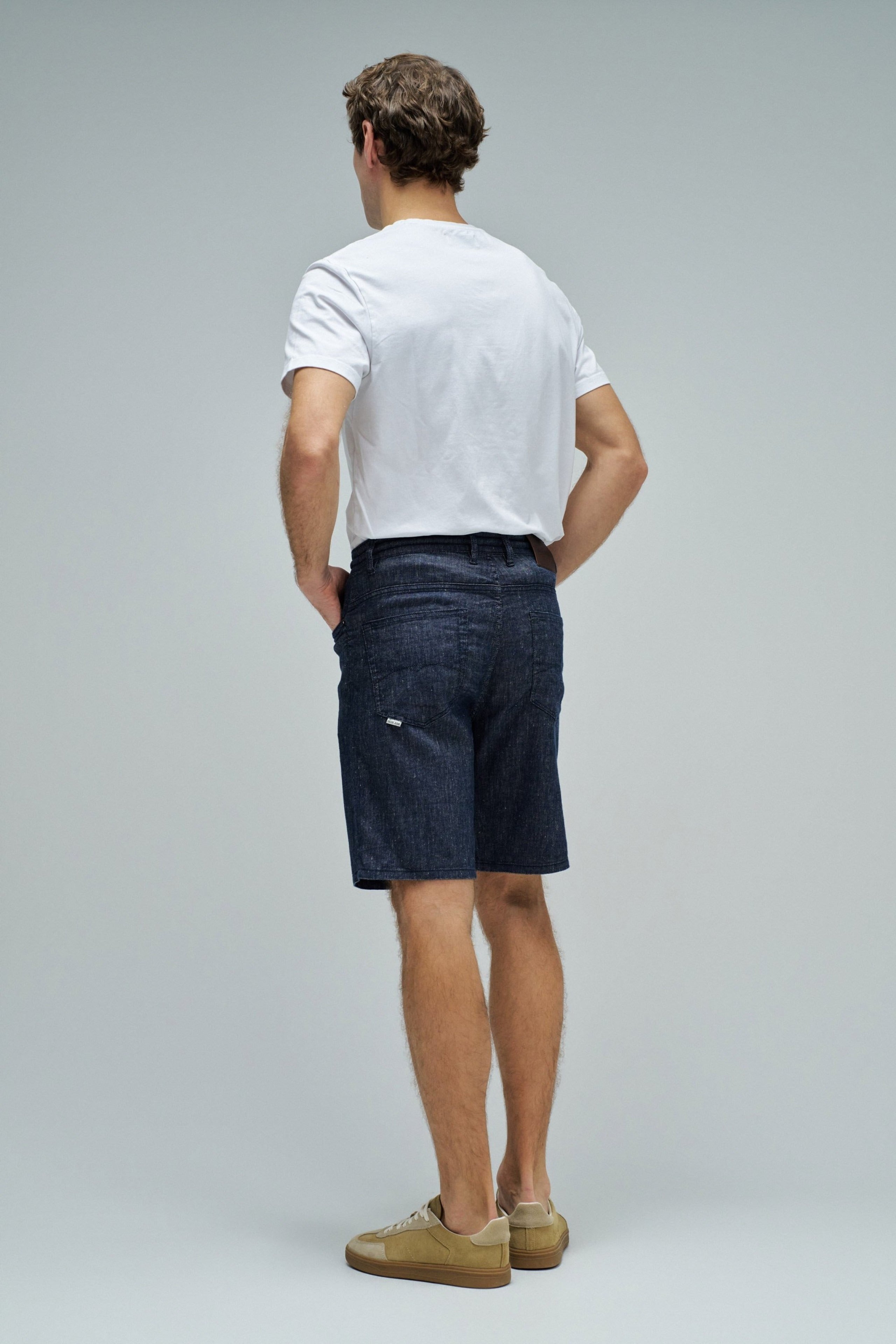 Short Indigo Linen in Dark Blue Shorts Salsa Jeans