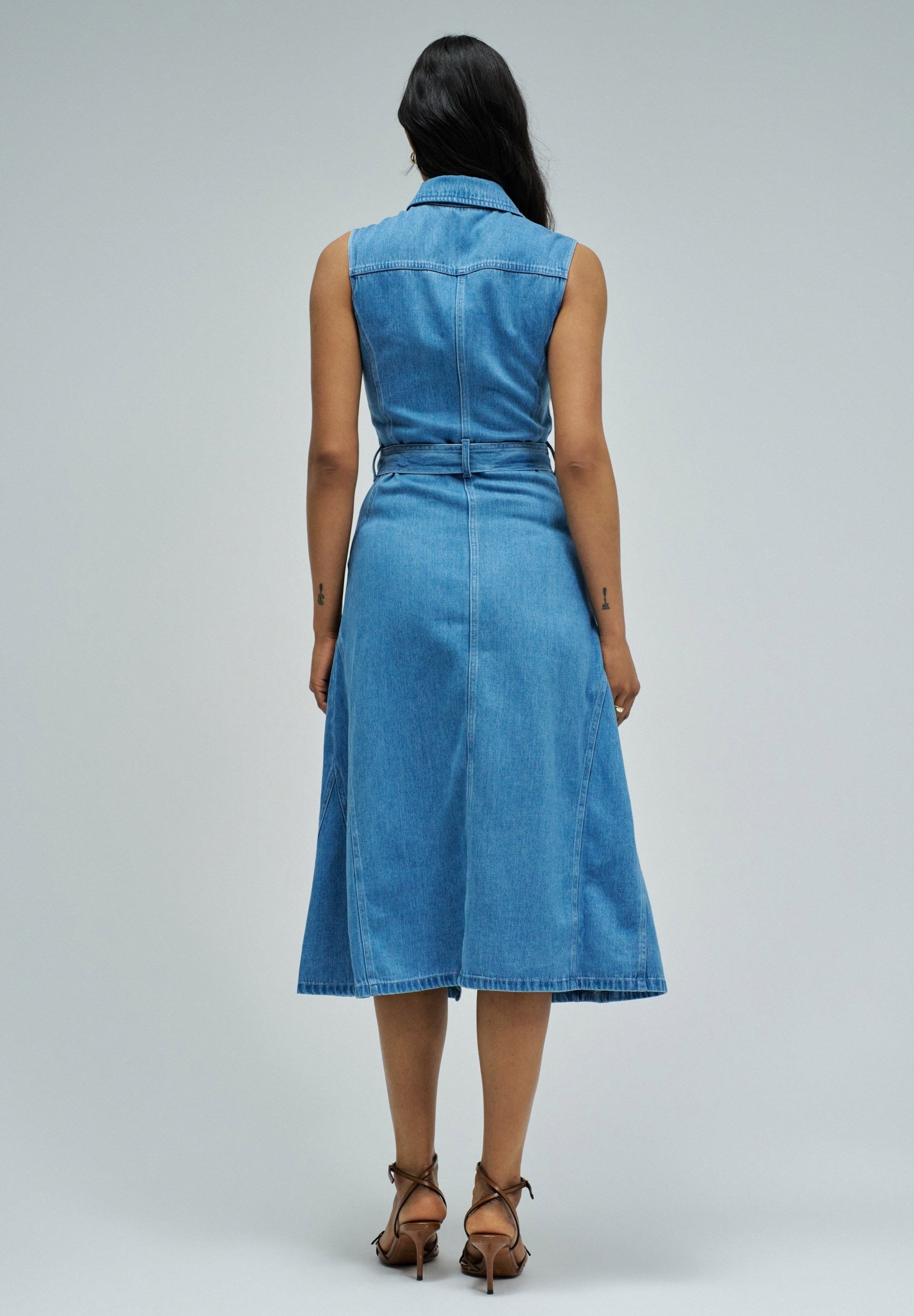 Dress Sleeveless Belt in Medium Wash Kleider Salsa Jeans