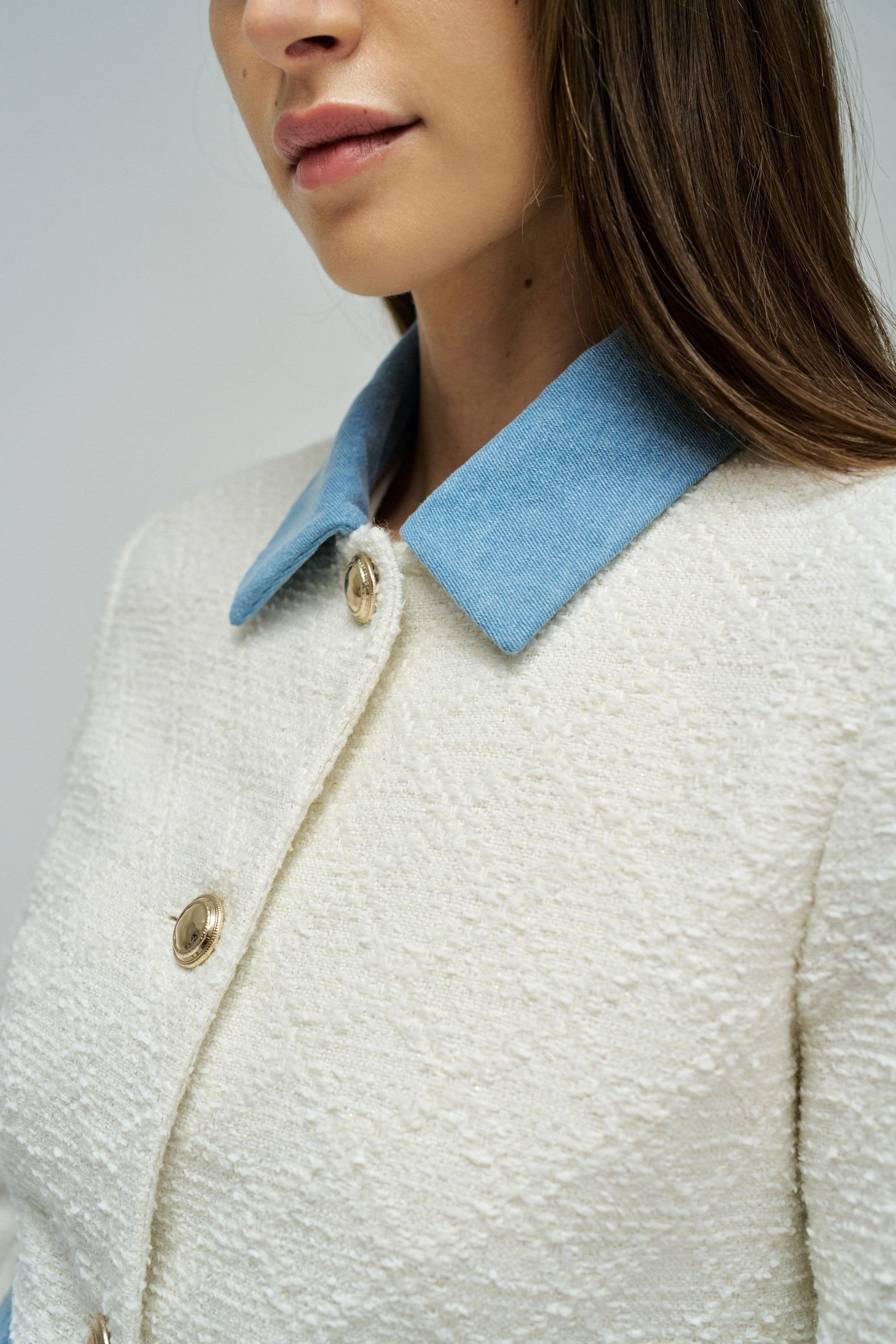 Giacca in tweed stile Chanel color beige chiaro