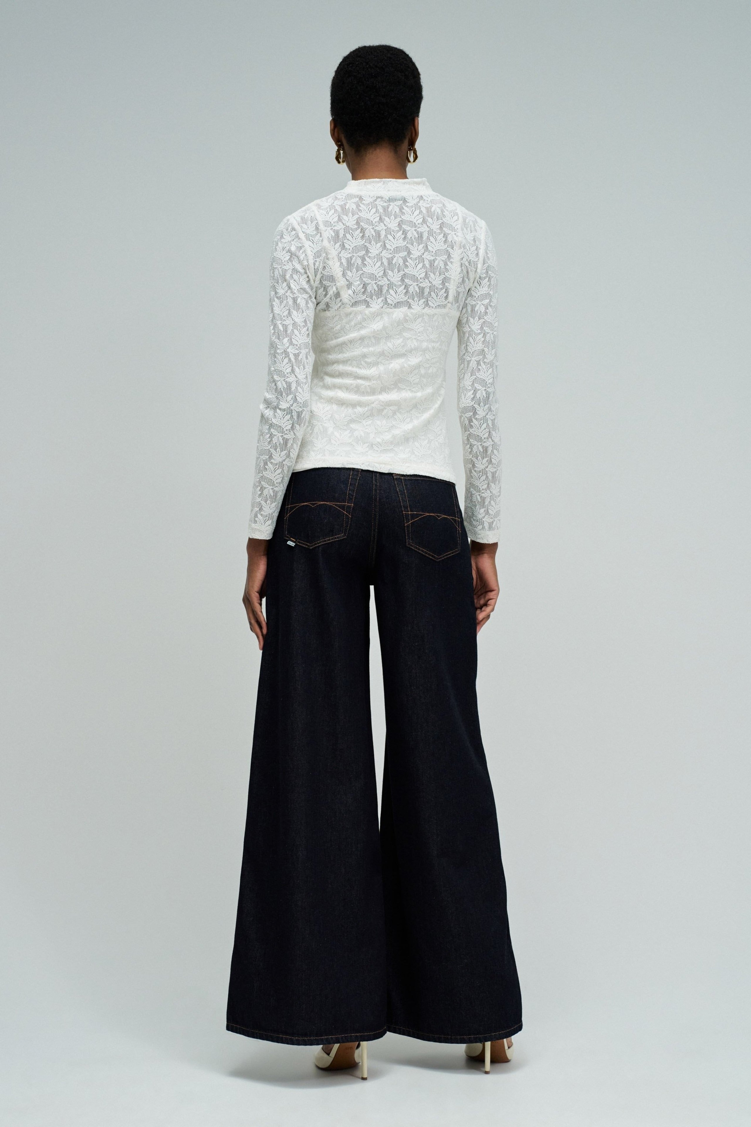 Lace Long Sleeve in Light Beige T-Shirts Salsa Jeans