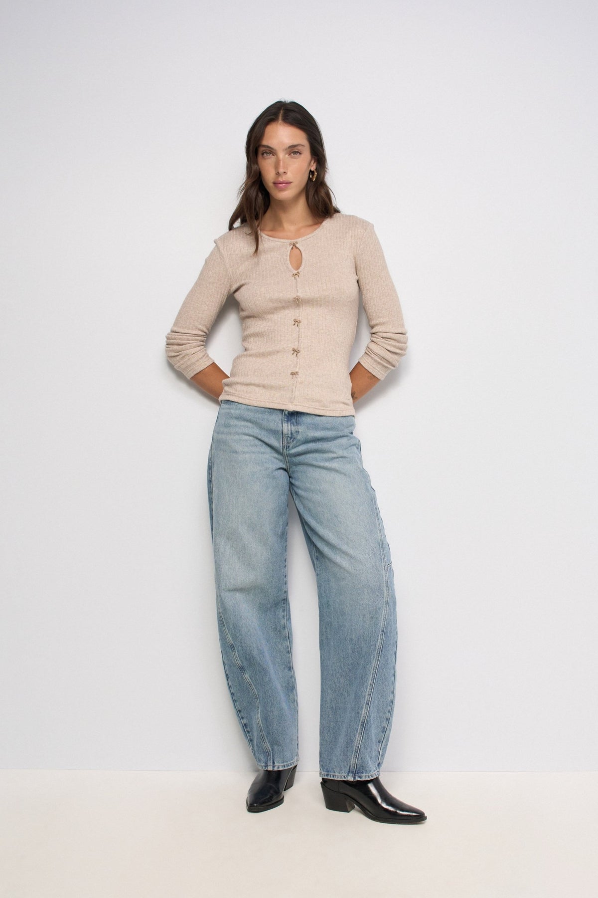 Longsleeve mit Schleifen-Detail in Medium Beige T-Shirts Salsa Jeans