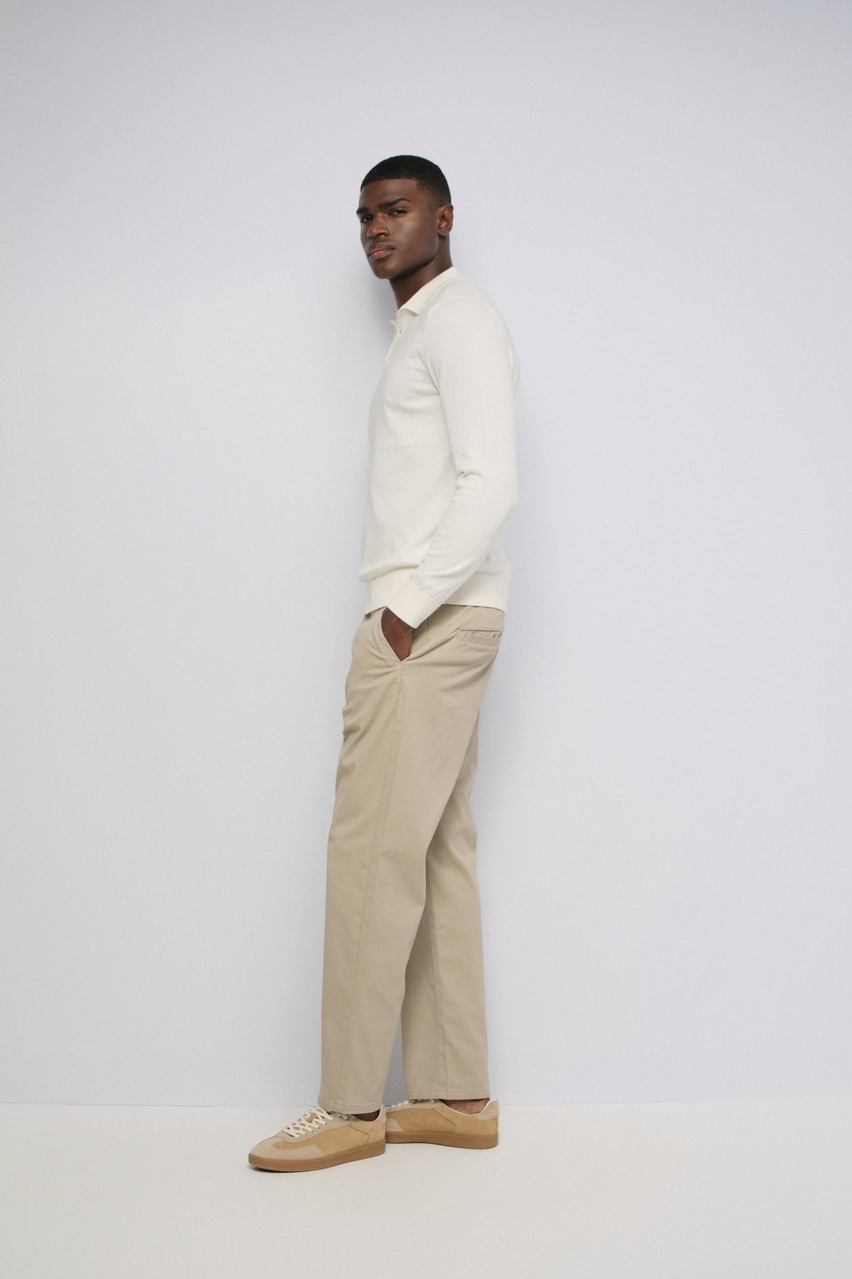 Relaxed Fit Chinohose in Medium Beige