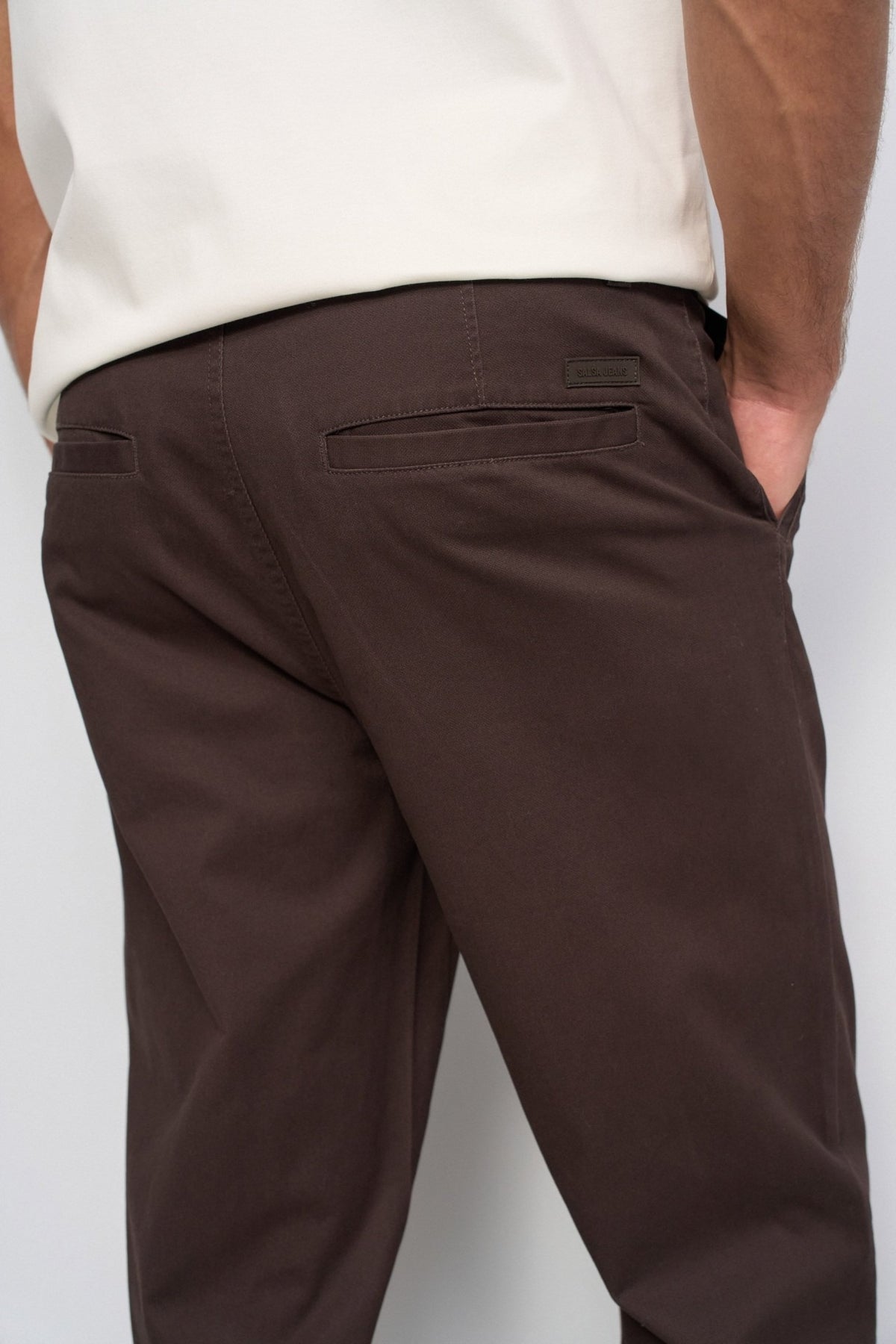 Relaxed Fit Chinohose in Dark Brown Hosen Salsa Jeans