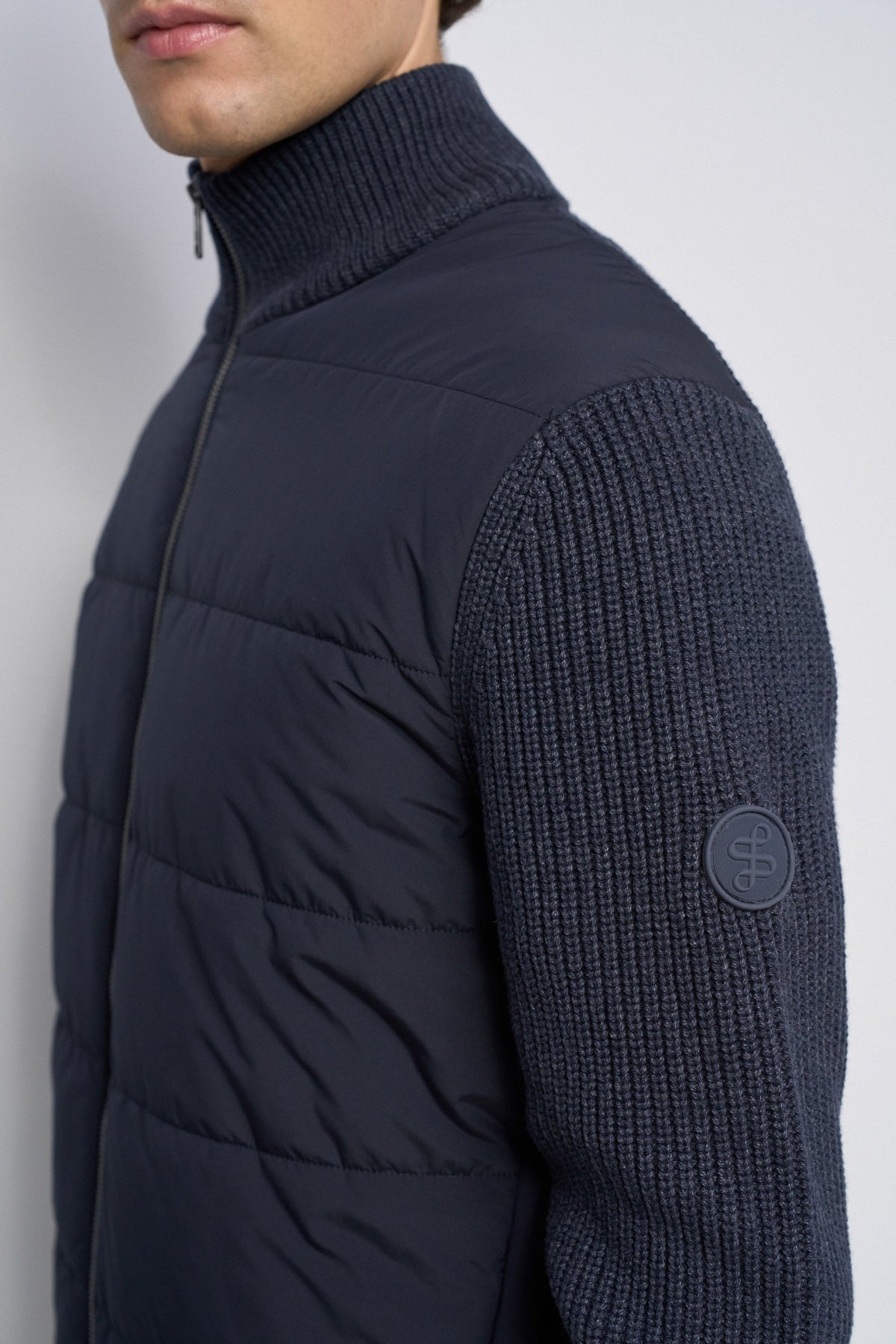 Strickjacke mit Steppdetails in Dark Blue