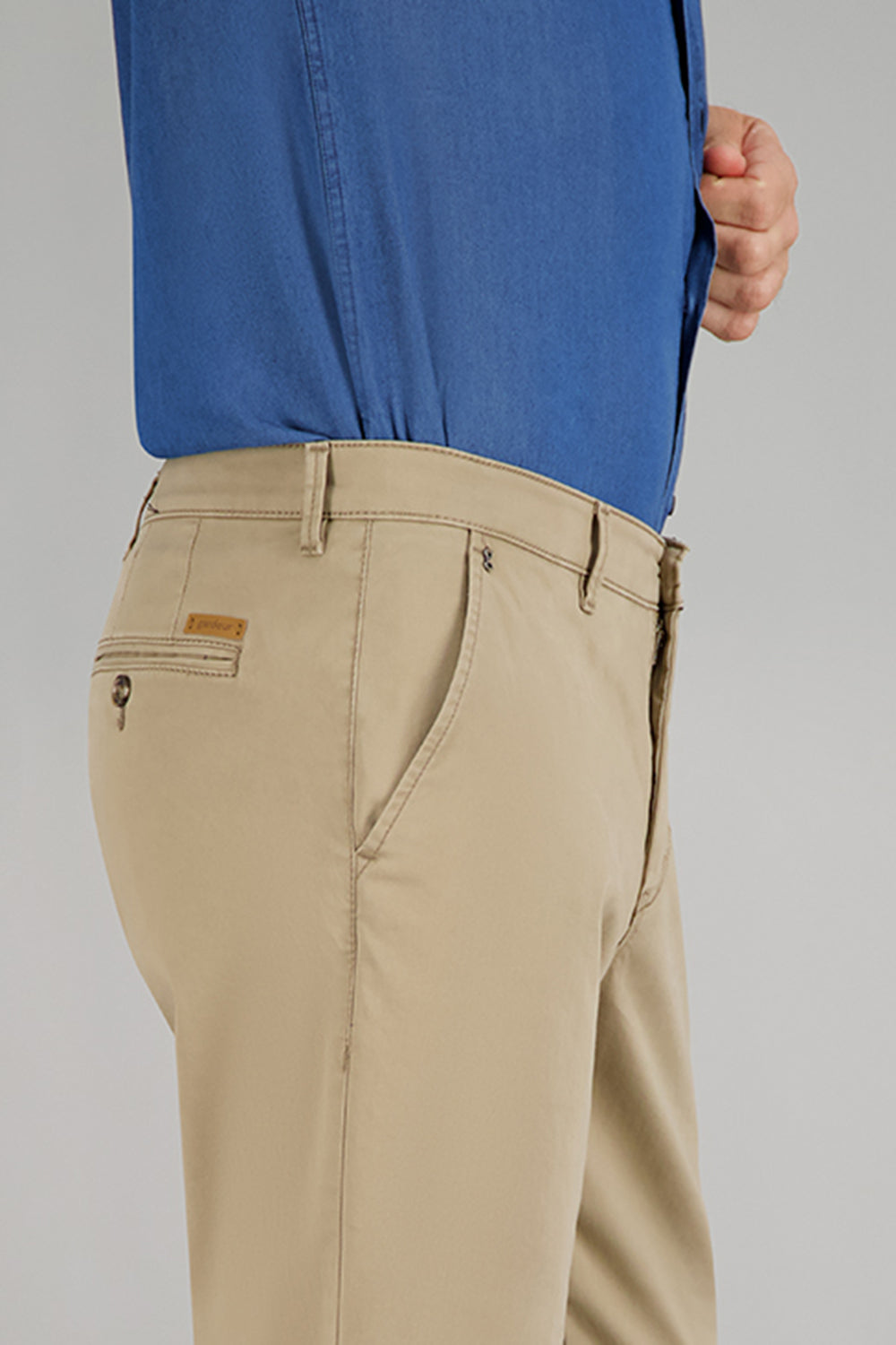 BENITO Chino in Camel Ton Hosen Gardeur
