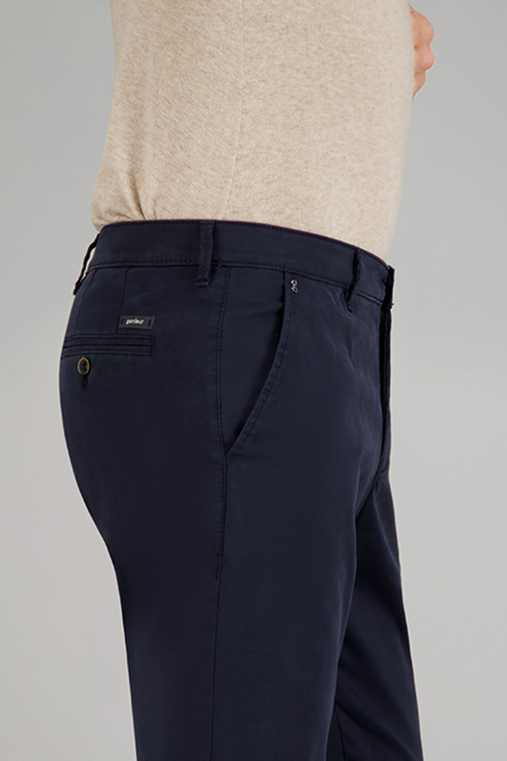 BENITO Chino in Marine Hosen Gardeur