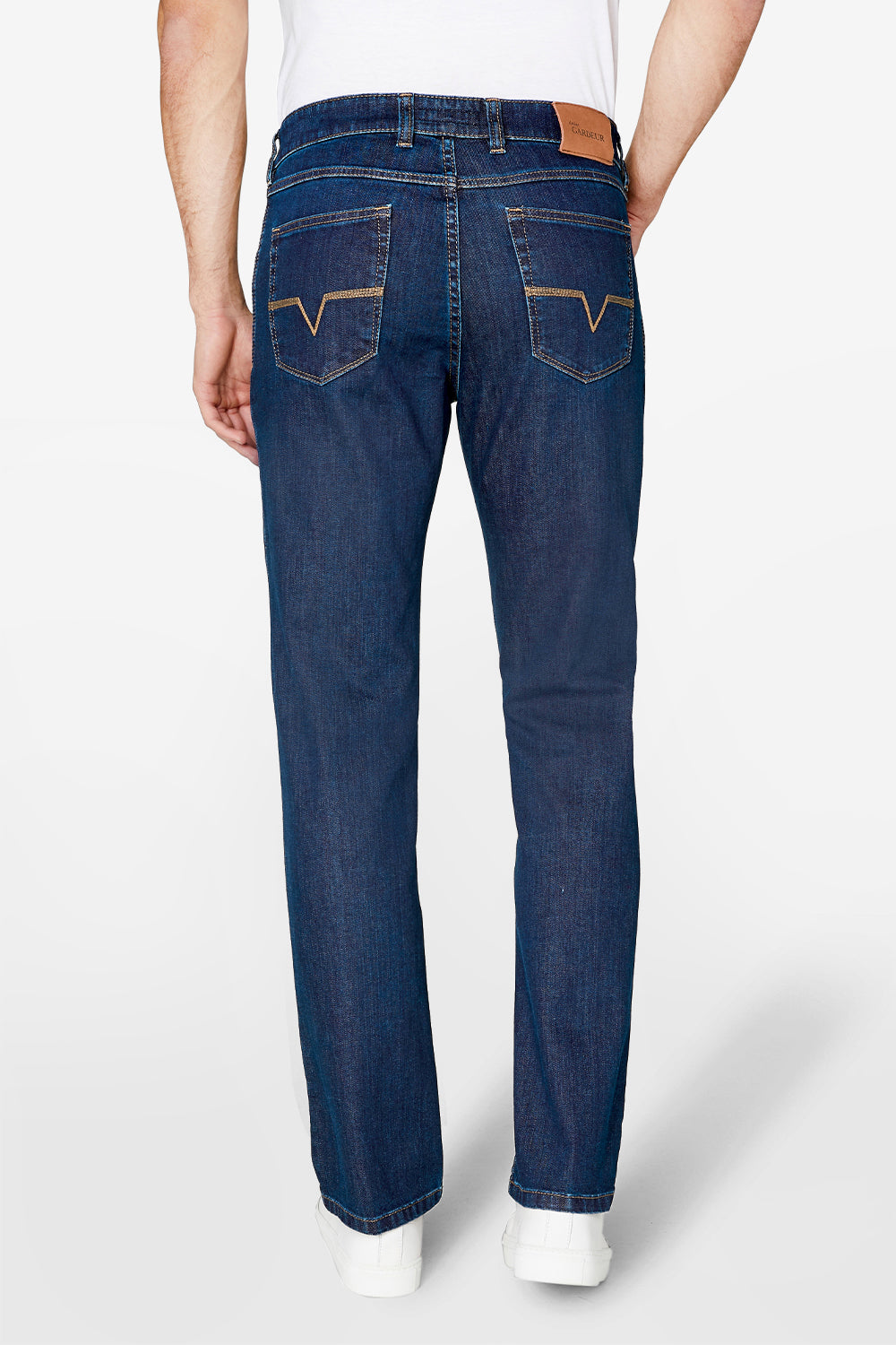 NEVIO-11 in Indigo Jeans Gardeur