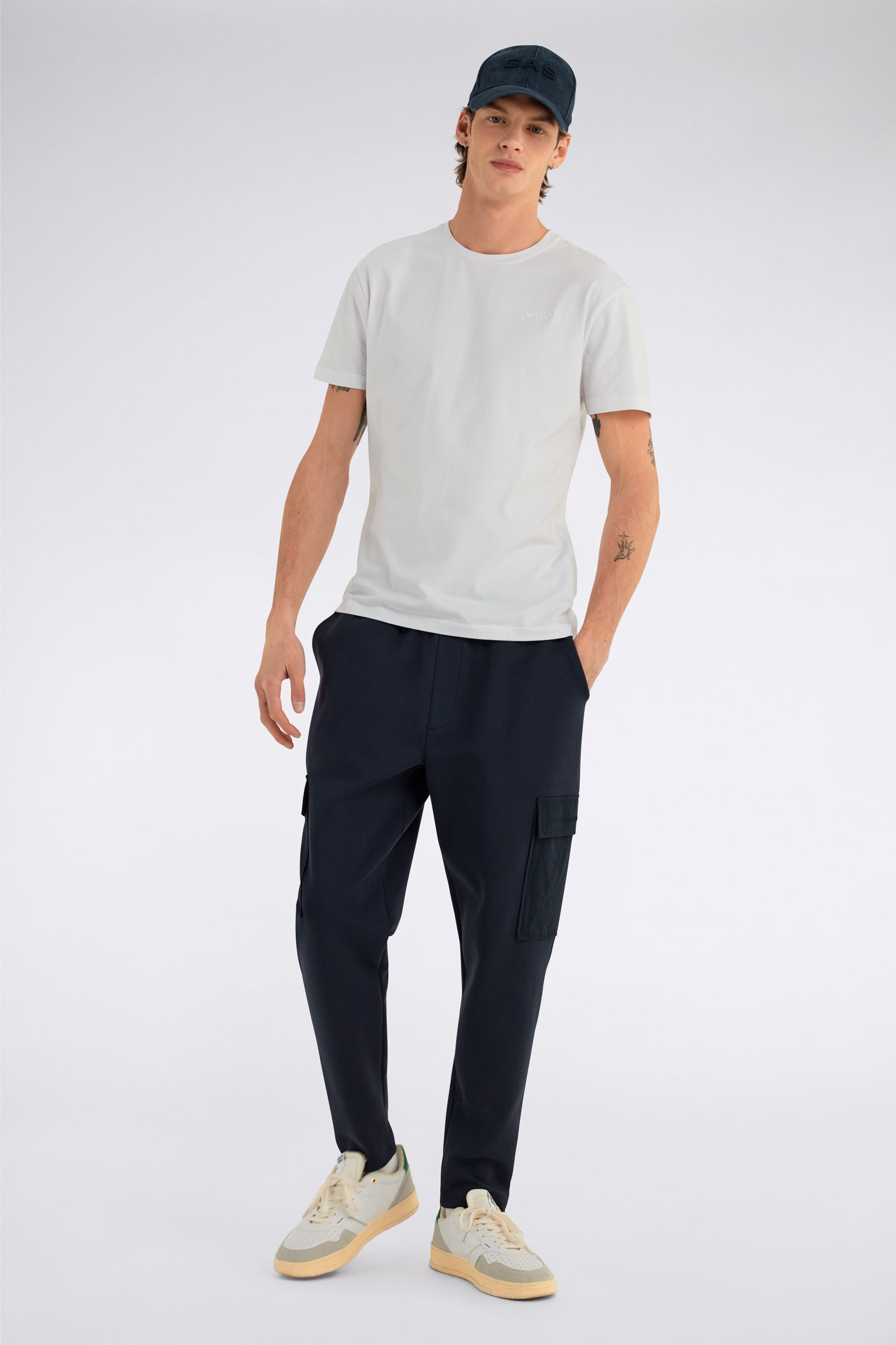 Scuba/S Str.Logo in White T-Shirts GAS