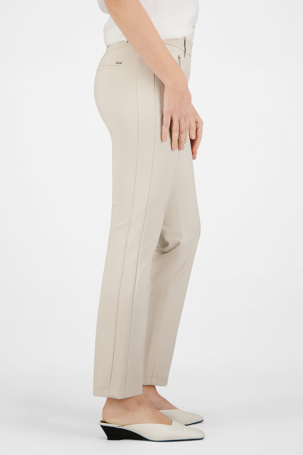 ZENE57 Hose in Sand Hosen Gardeur