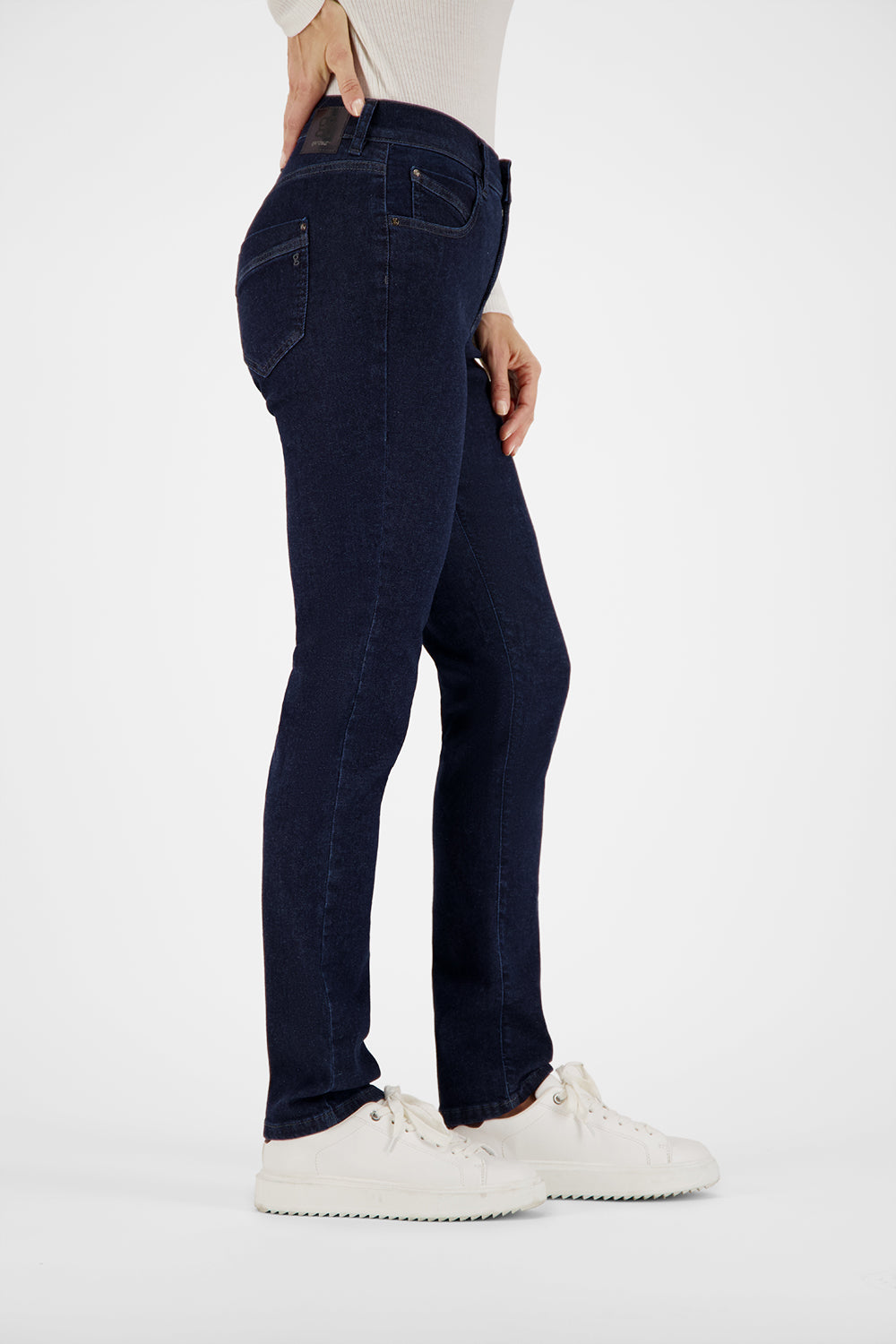 ZURI135 Jeans in Dark Stone