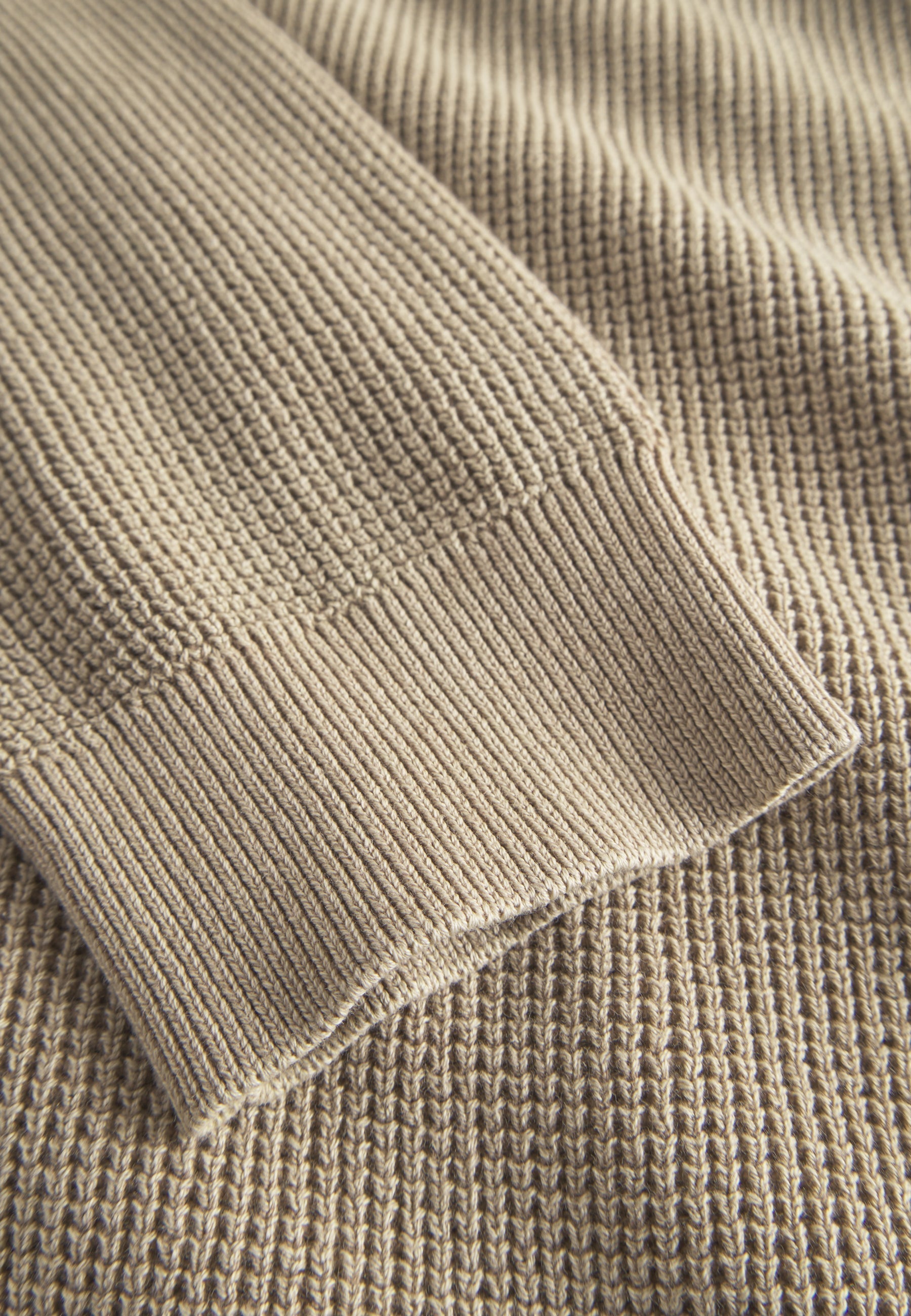 Roundneck-Washed in Tent Pullover Colours and Sons