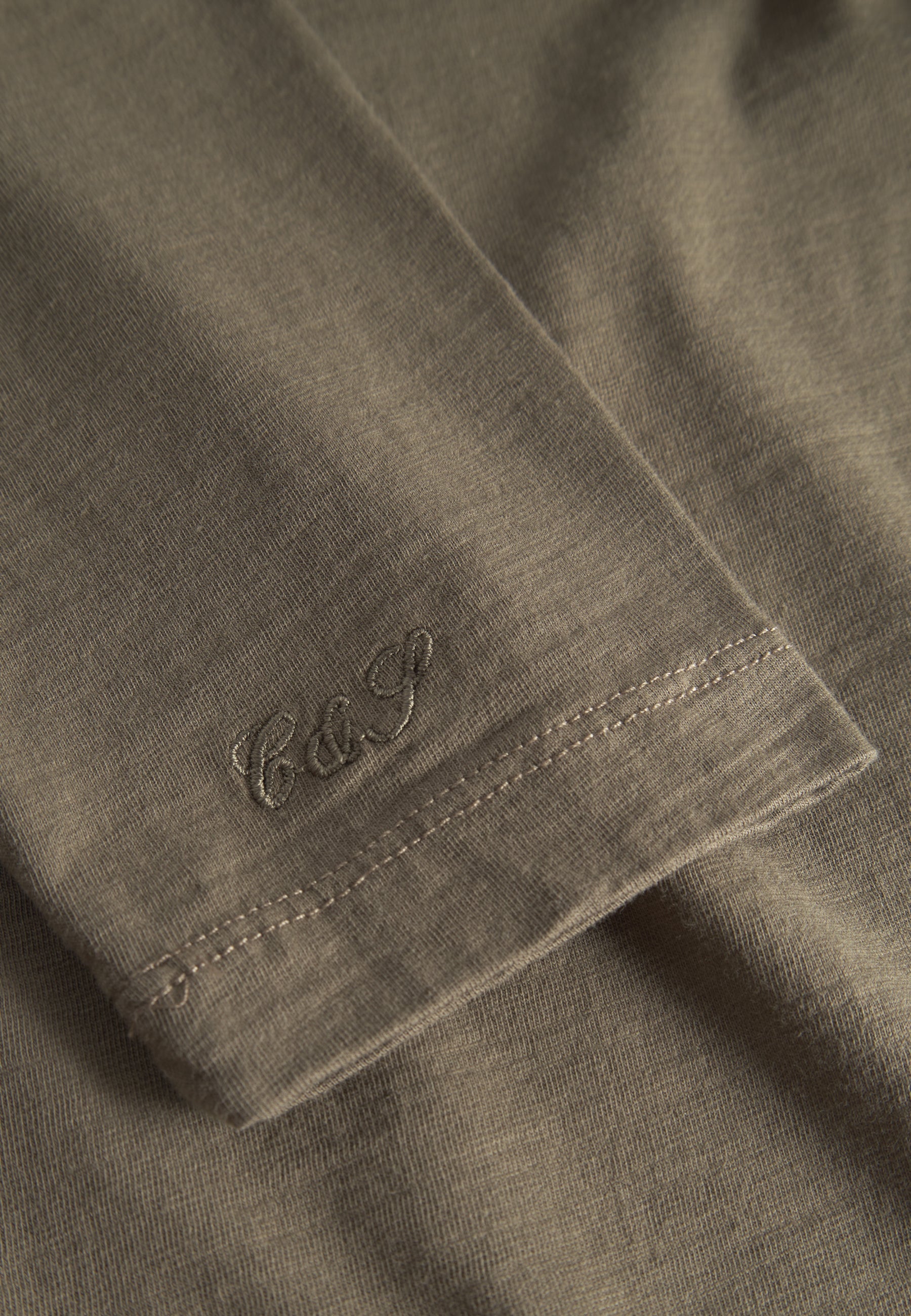 Henley - Slub in Olive T-Shirts Colours and Sons