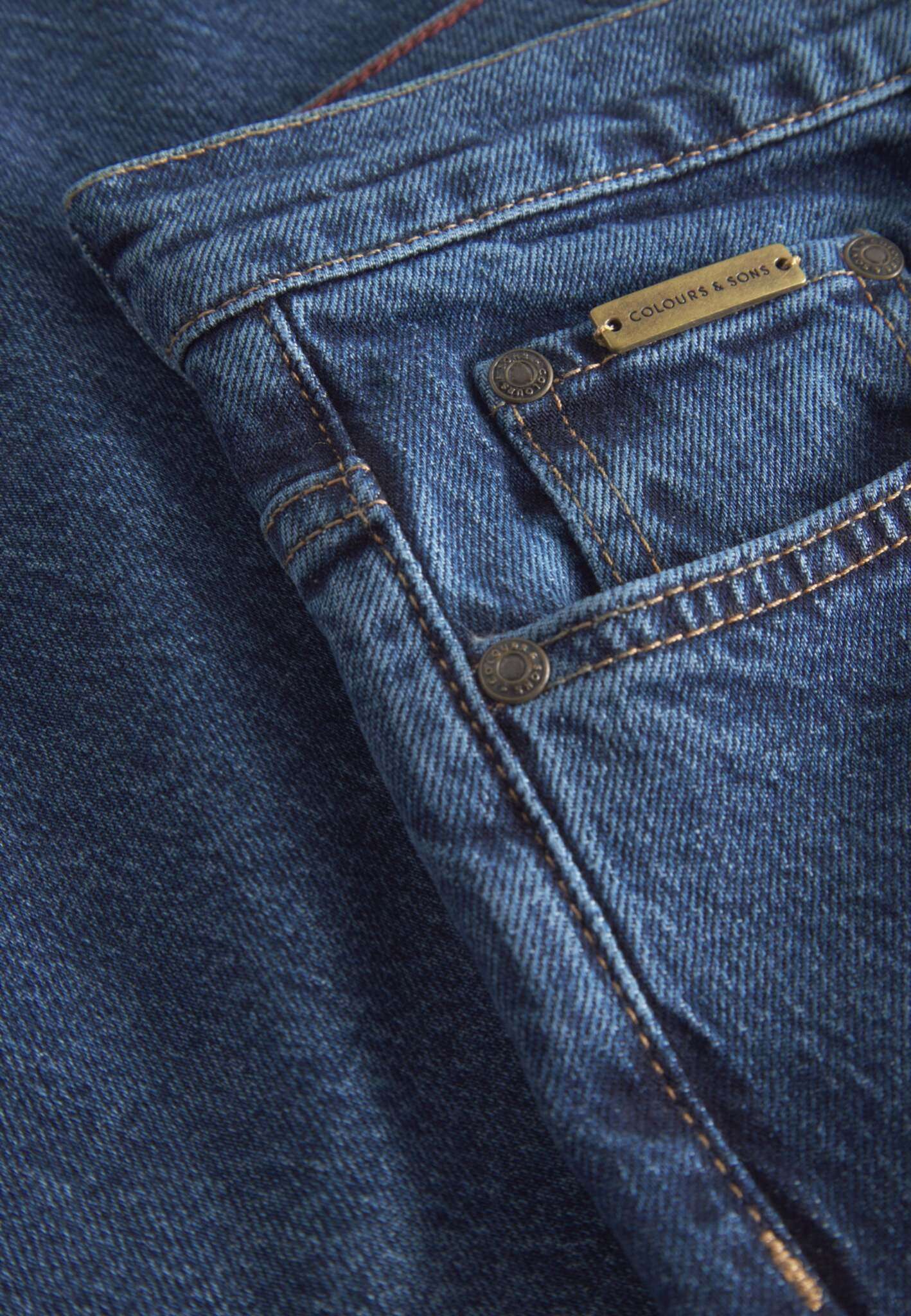 Denim Cropped in Dark Blue Jeans Colours and Sons